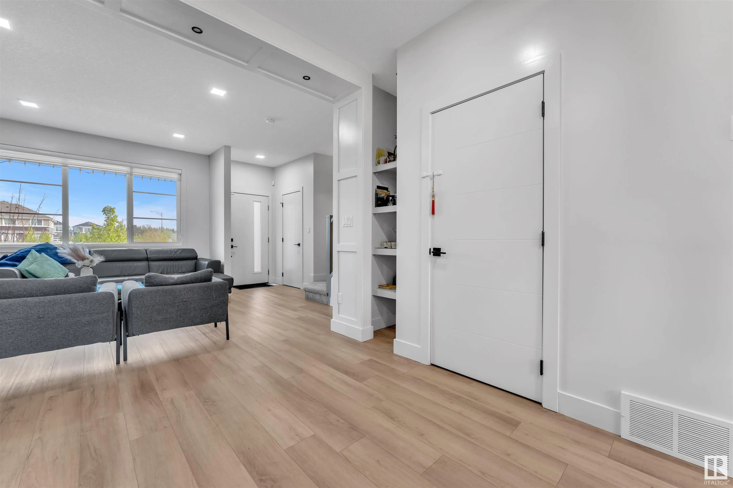 576 GLENRIDDING RAVINE Drive