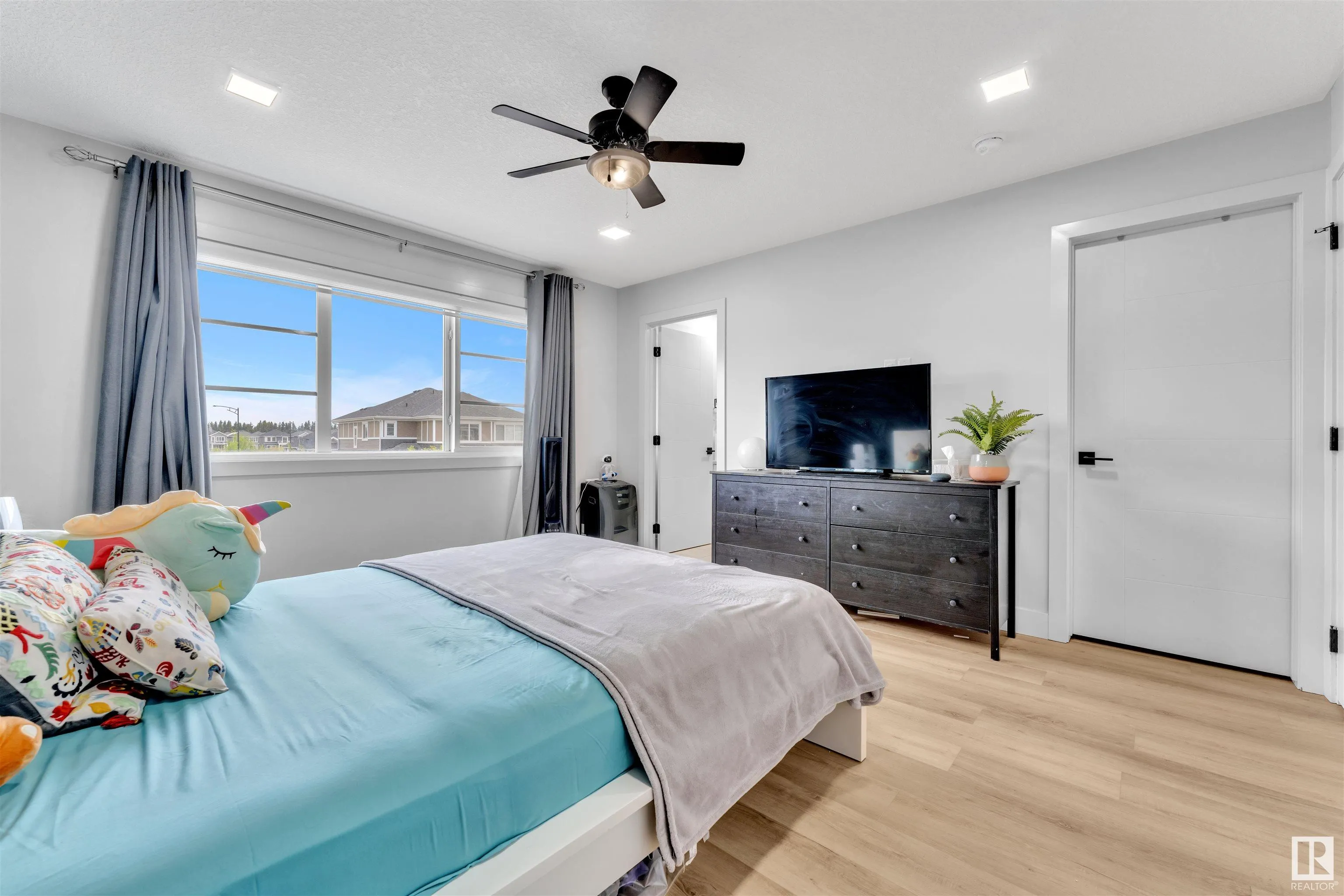 576 GLENRIDDING RAVINE Drive