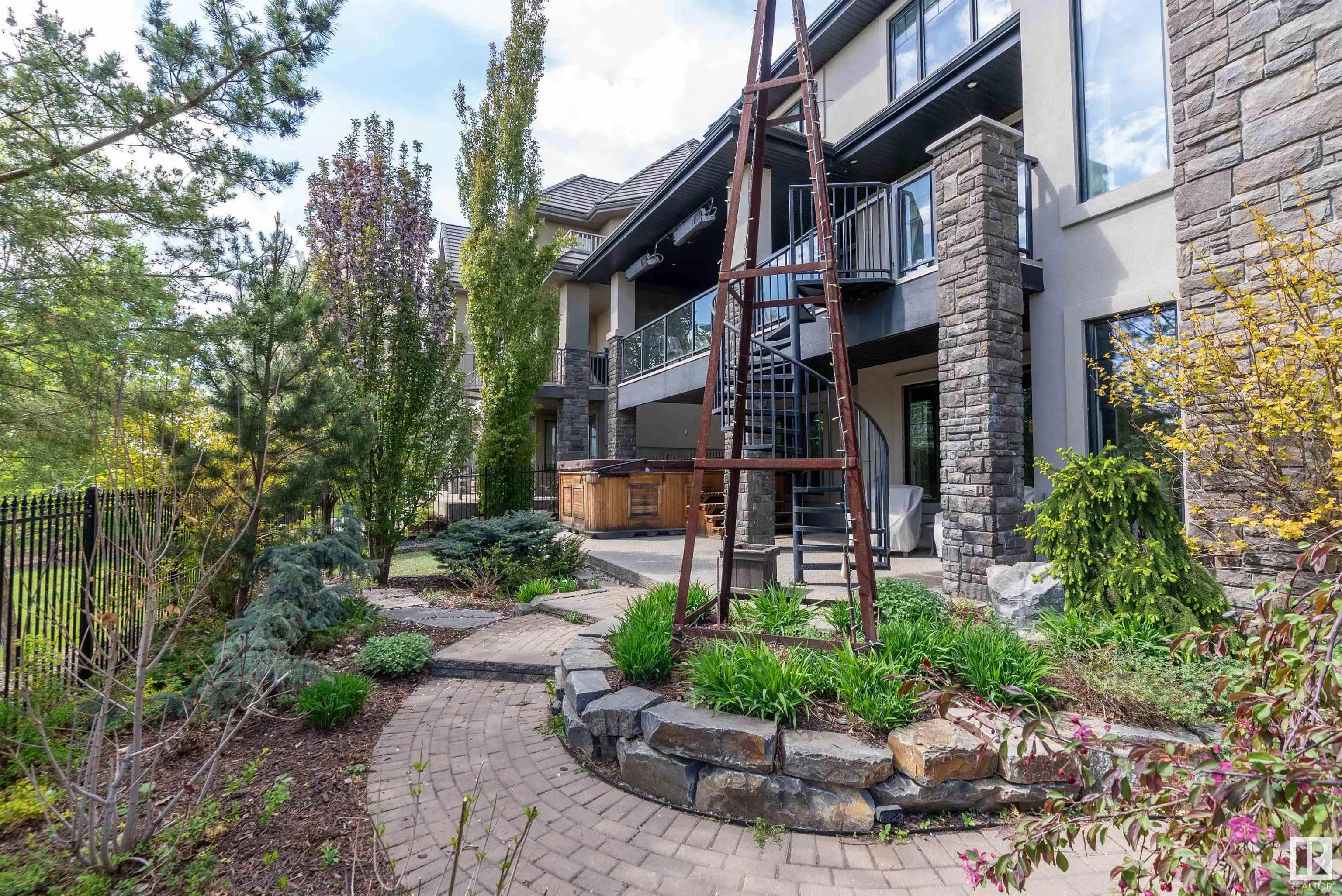 3054 WATSON LANDING Landing