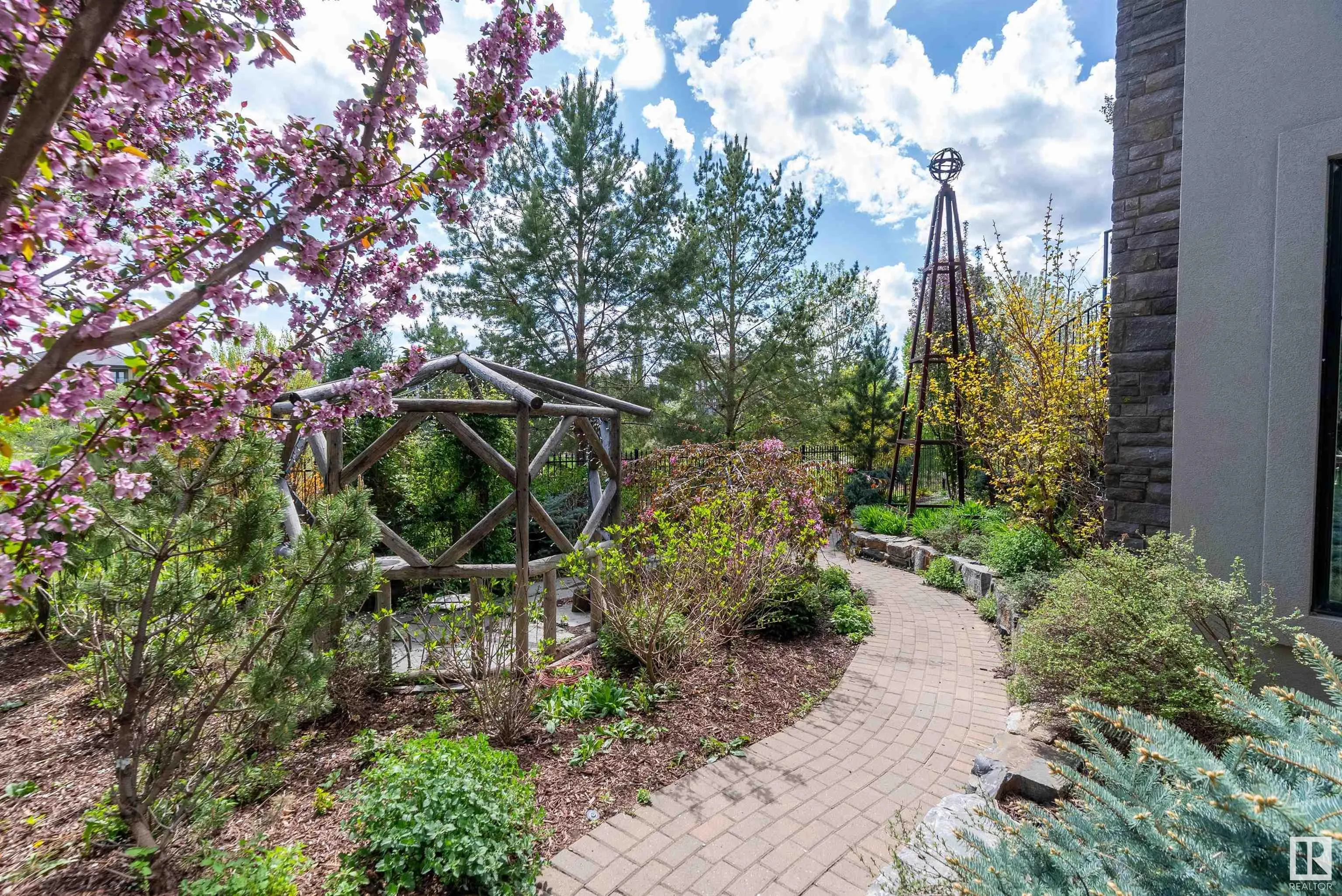 3054 WATSON LANDING Landing