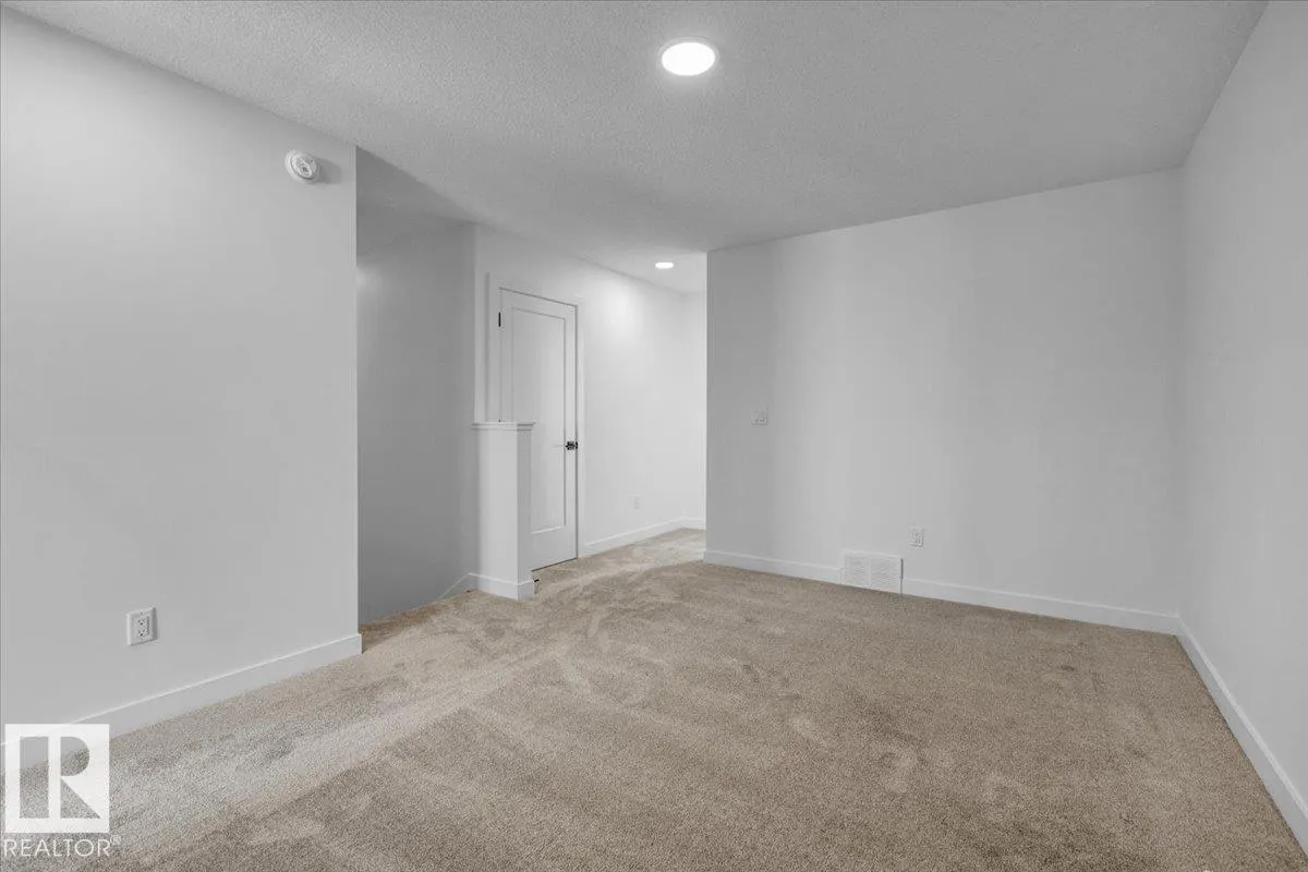 66 Ficus Way