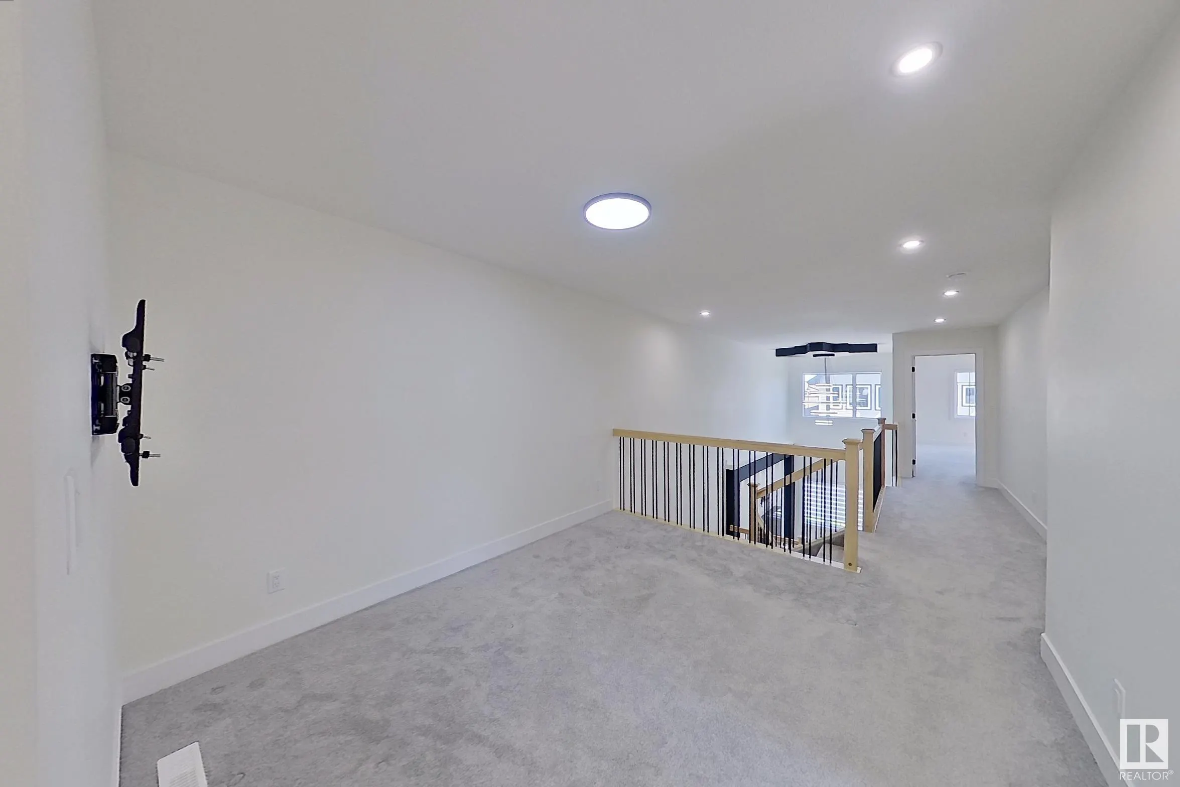 3239 PELERIN Crescent