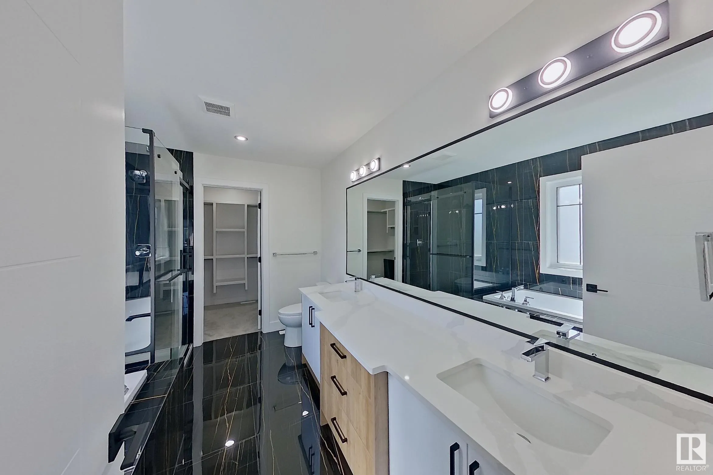 3239 PELERIN Crescent