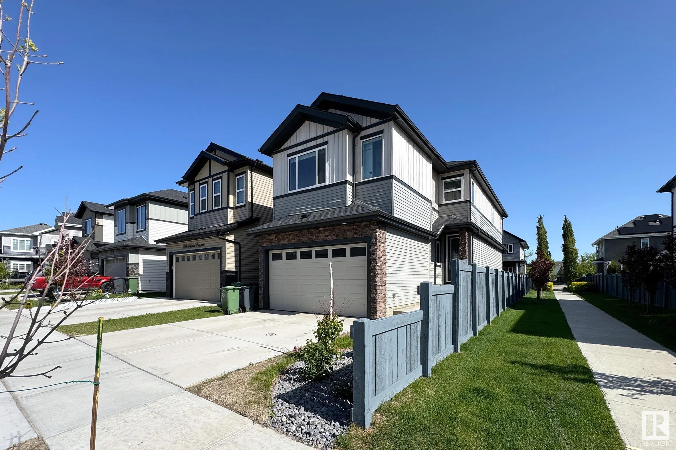 3239 PELERIN Crescent