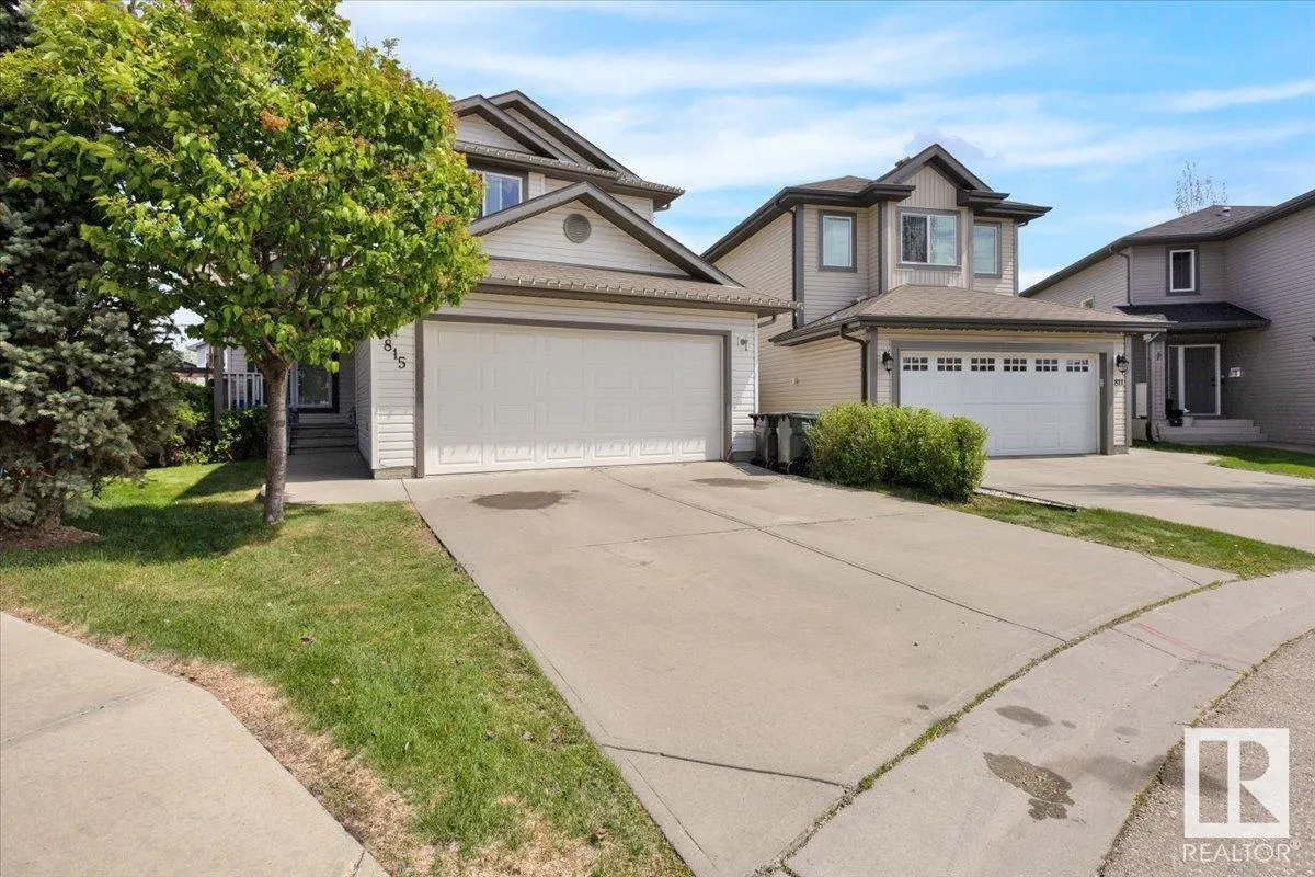 815 FOXWOOD Bay