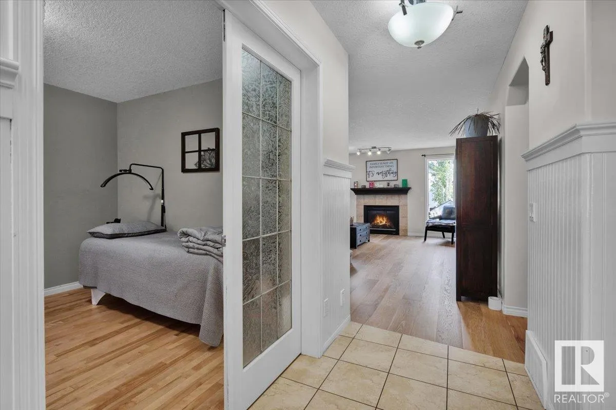 815 FOXWOOD Bay