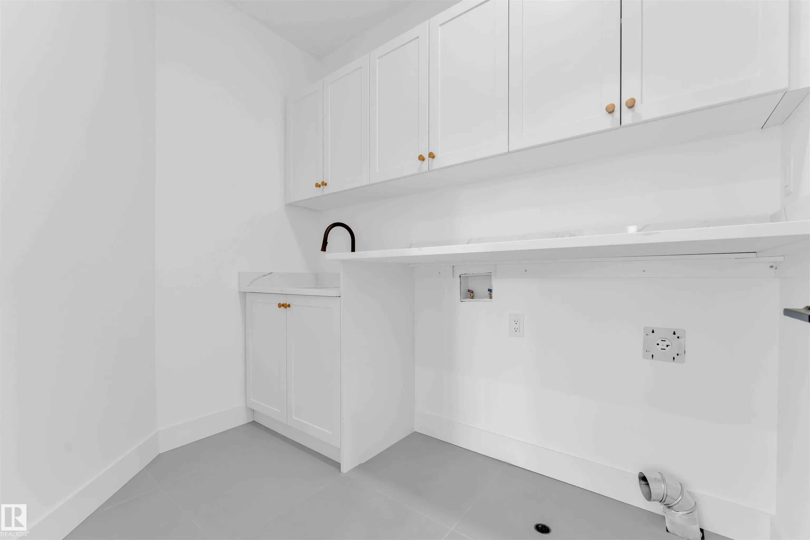 49 CERBAT Crescent