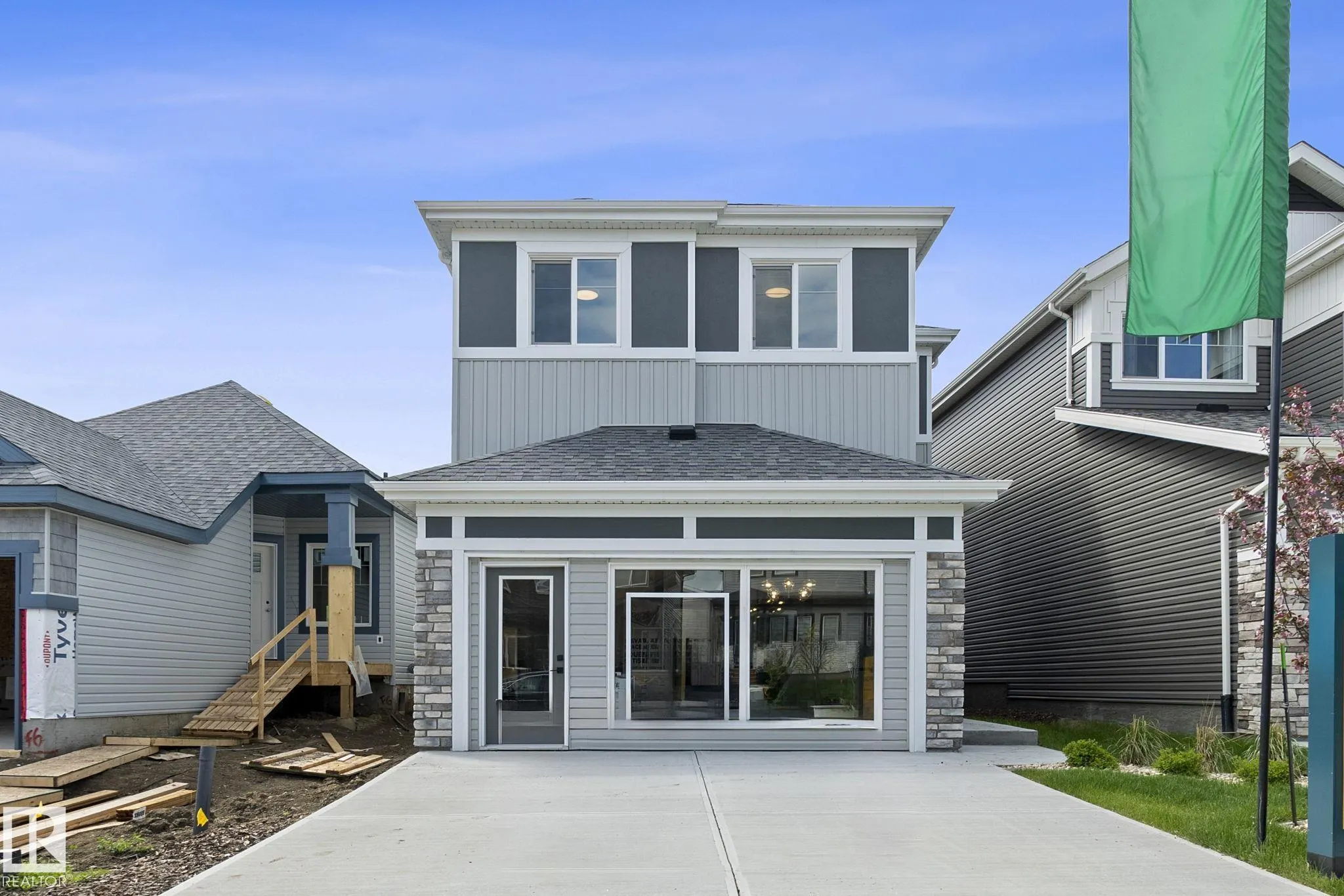 103 DANSEREAU Way
