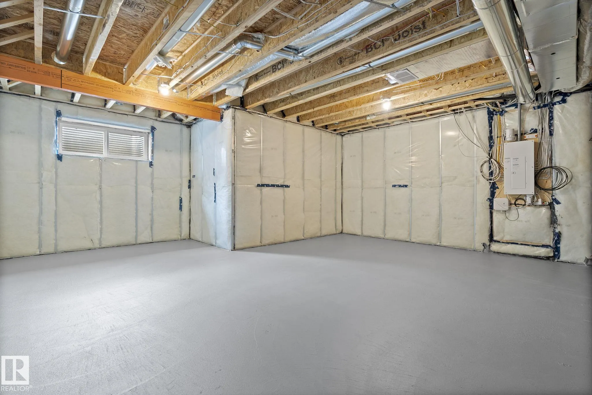 103 DANSEREAU Way