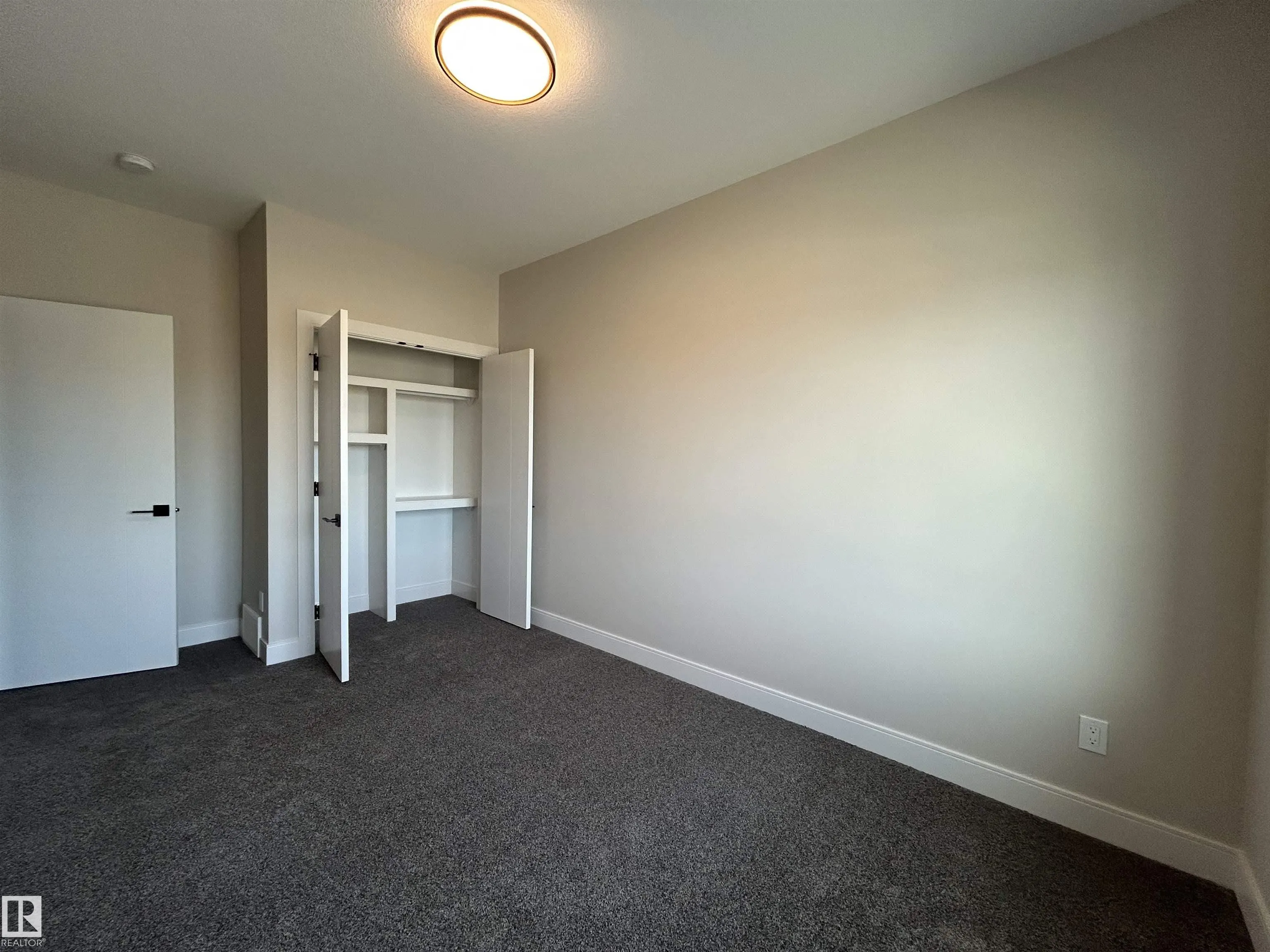 46 WAVERLY Way