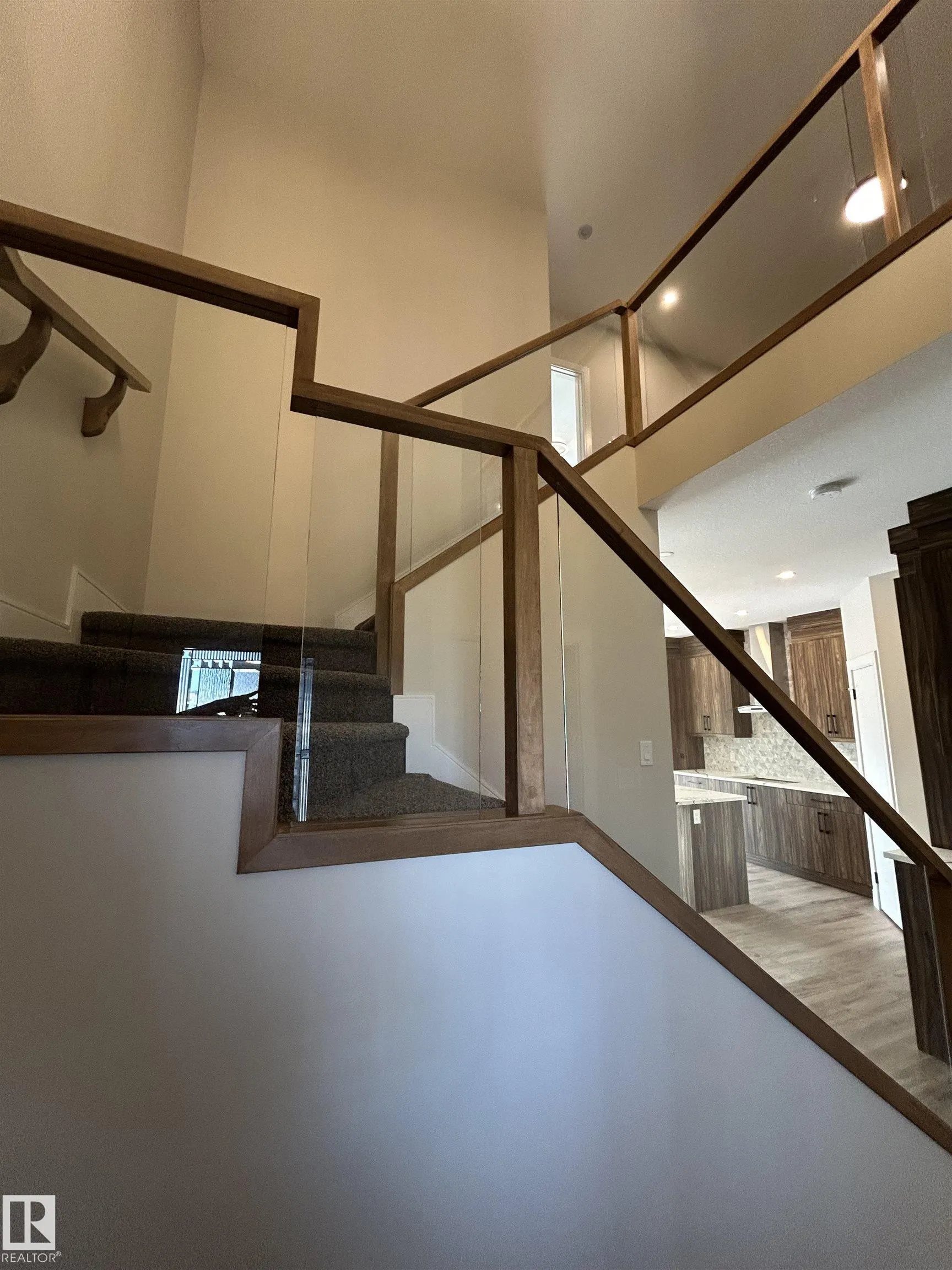 46 WAVERLY Way