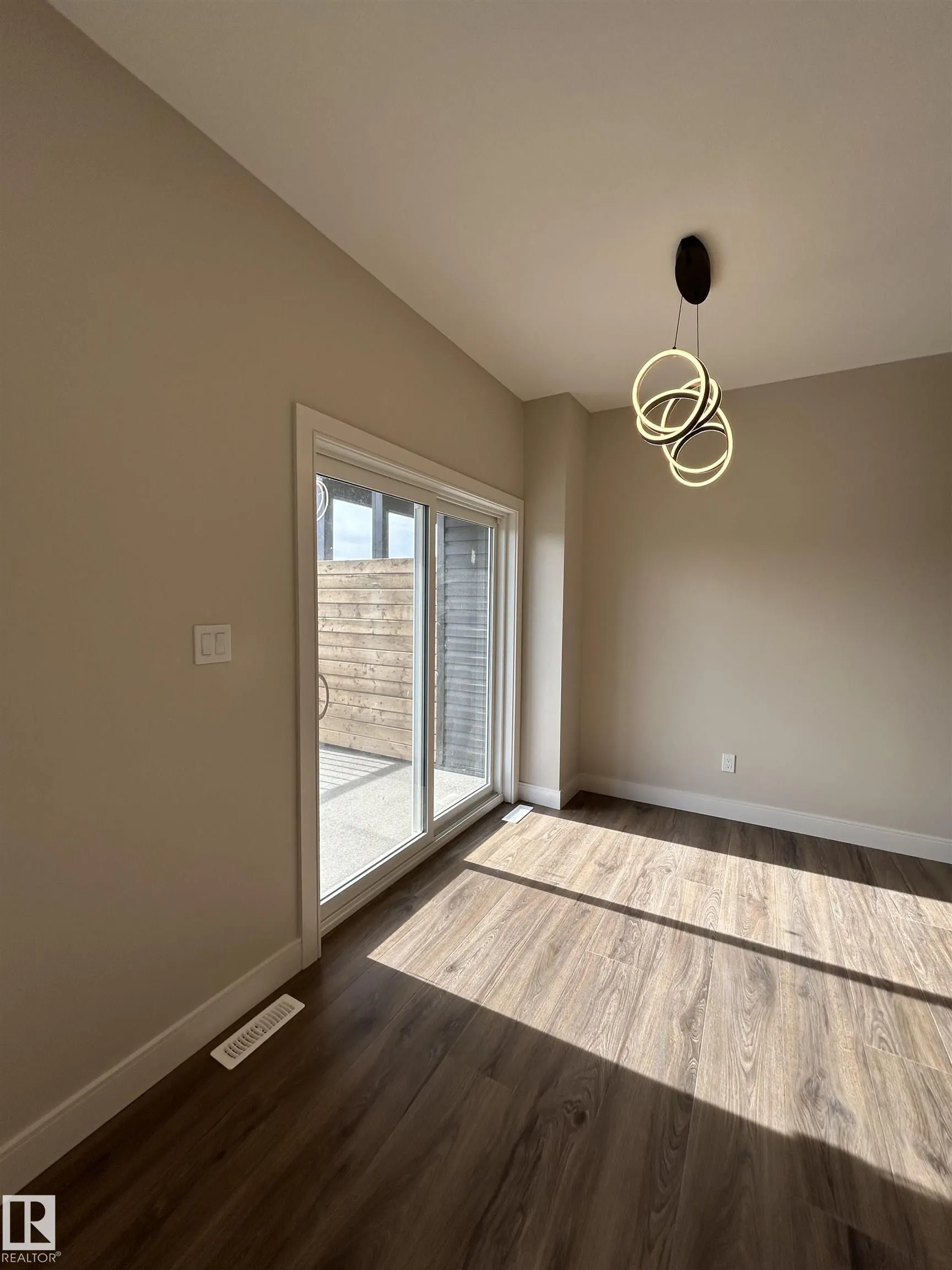 46 WAVERLY Way