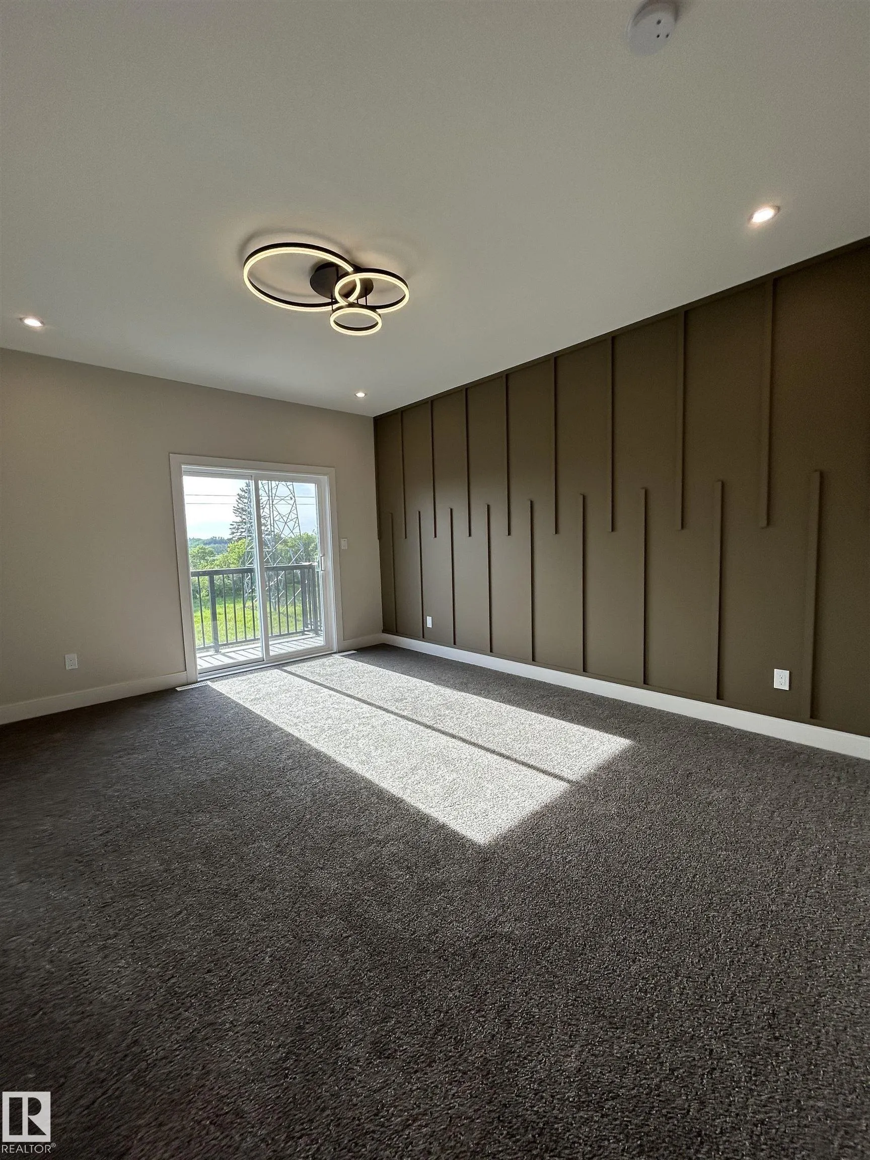 46 WAVERLY Way
