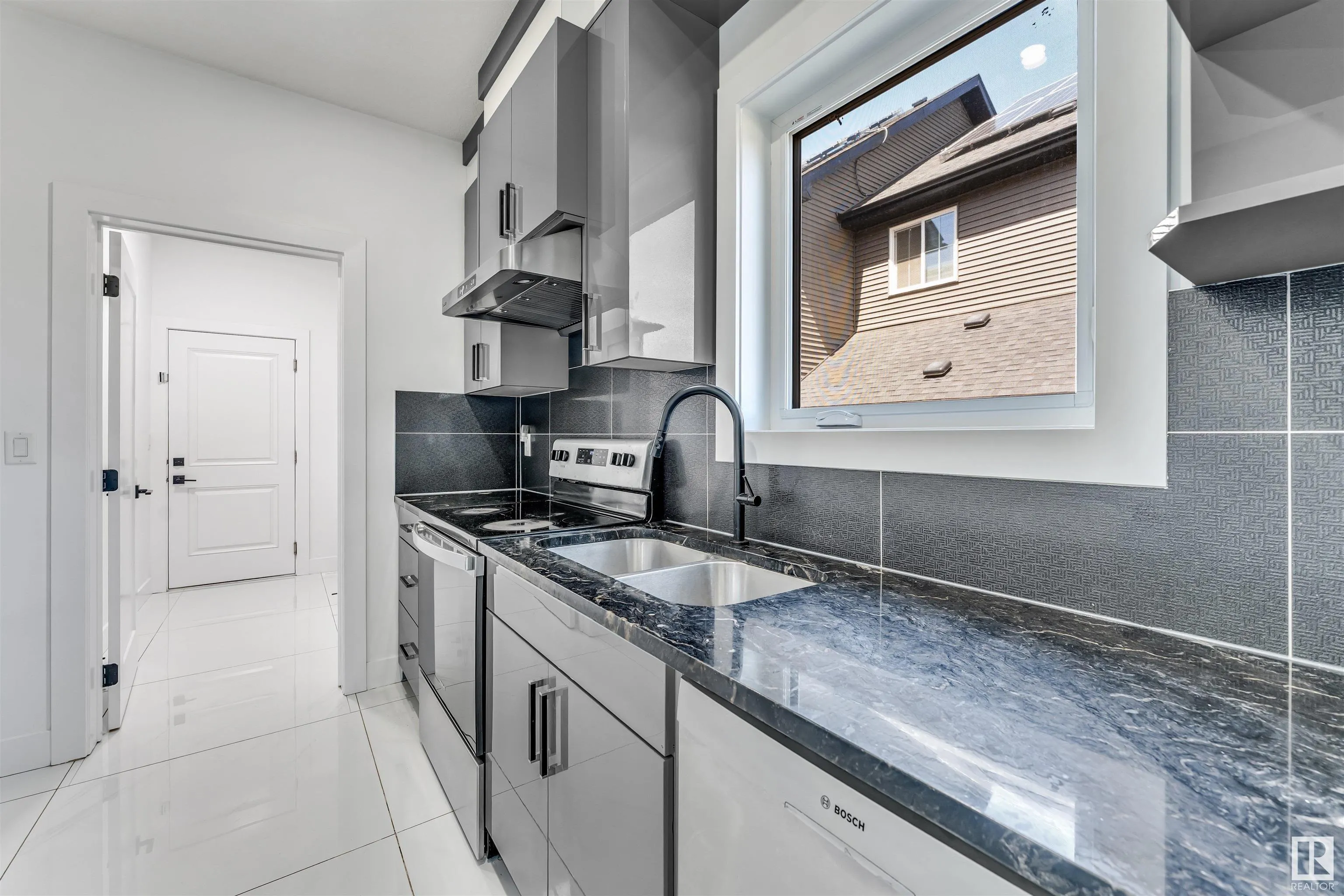 3101 SOLEIL Boulevard