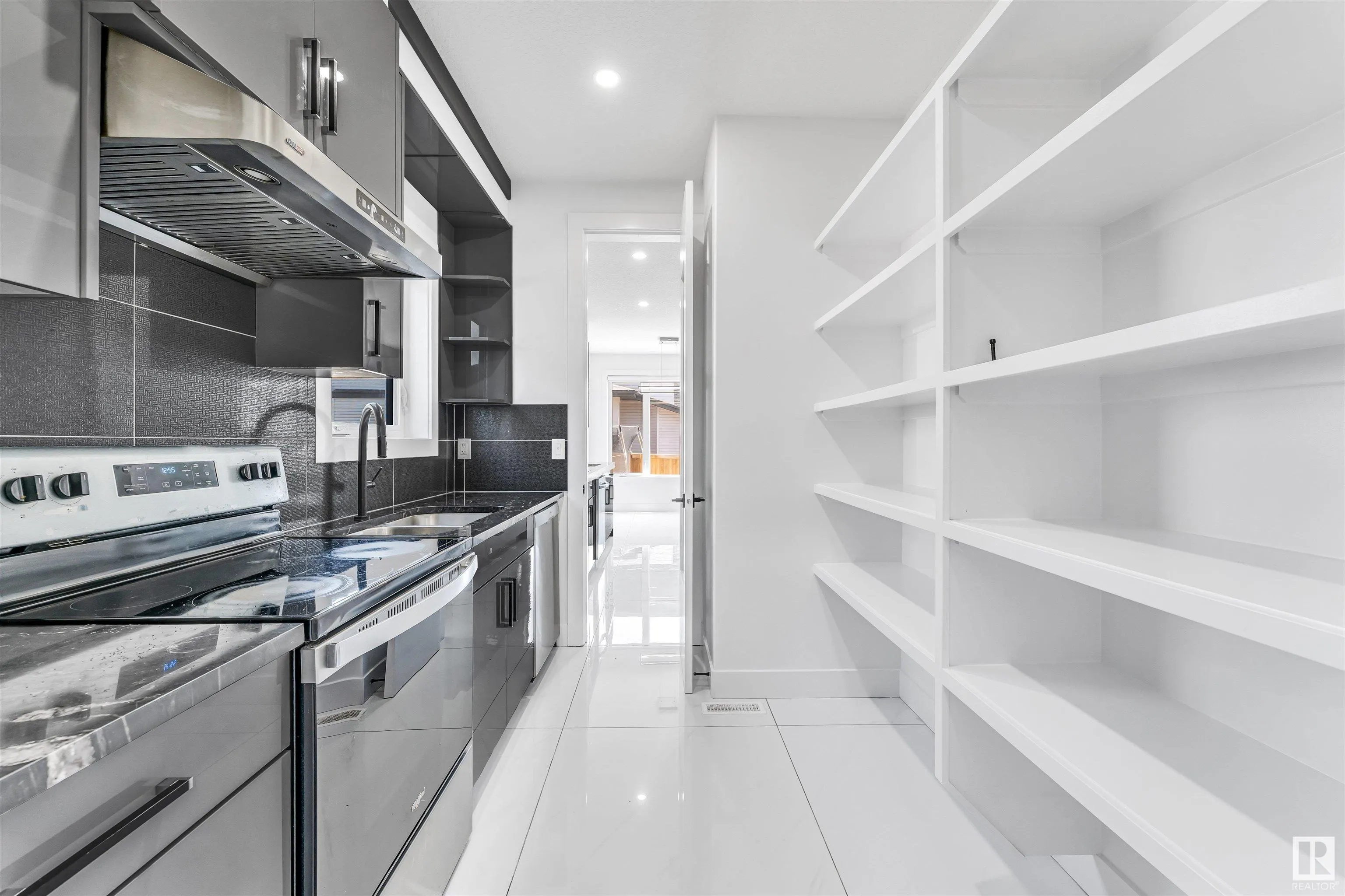 3101 SOLEIL Boulevard