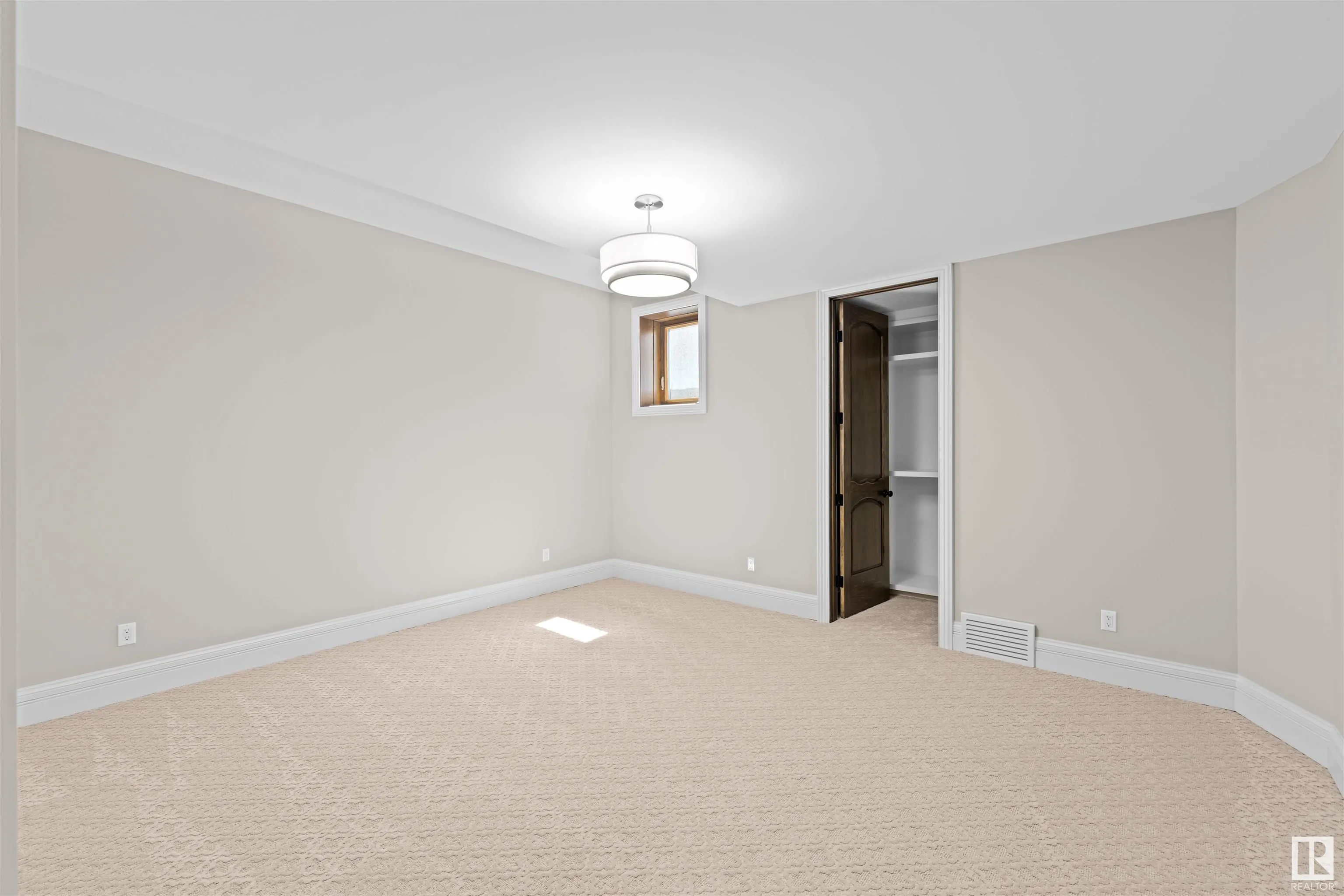 25122 STURGEON Road