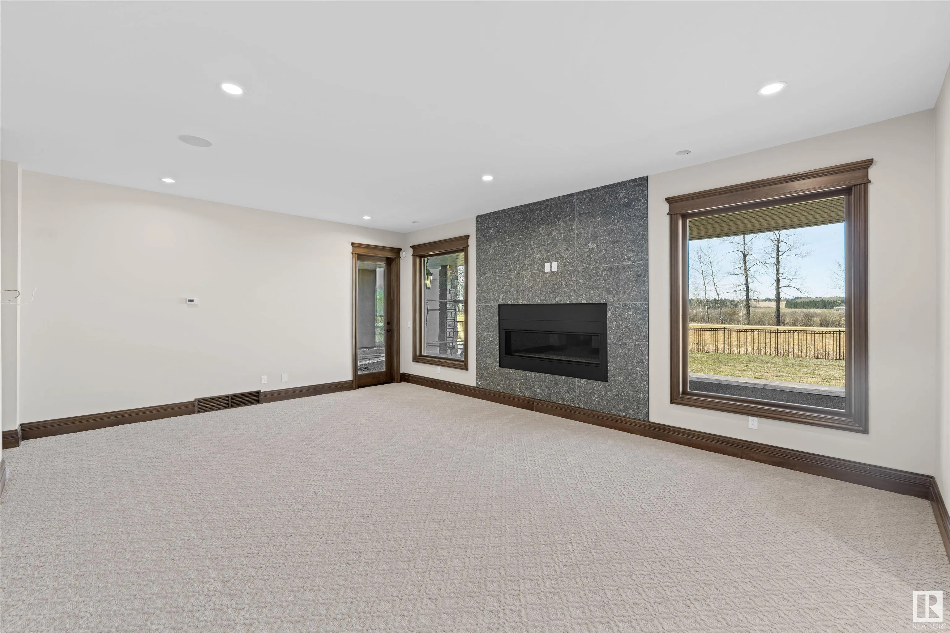 25122 STURGEON Road