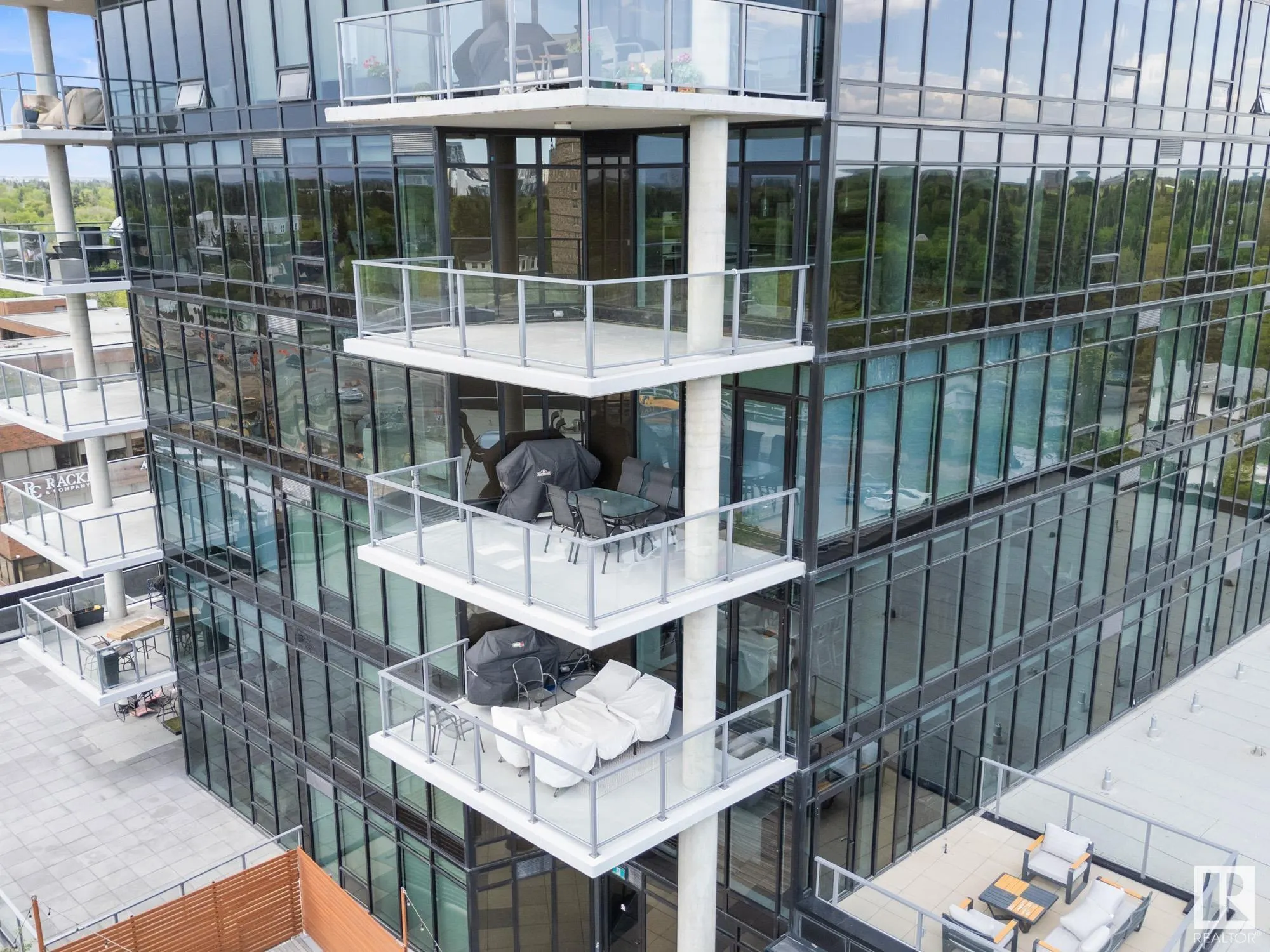 14105 WEST BLOCK Drive
