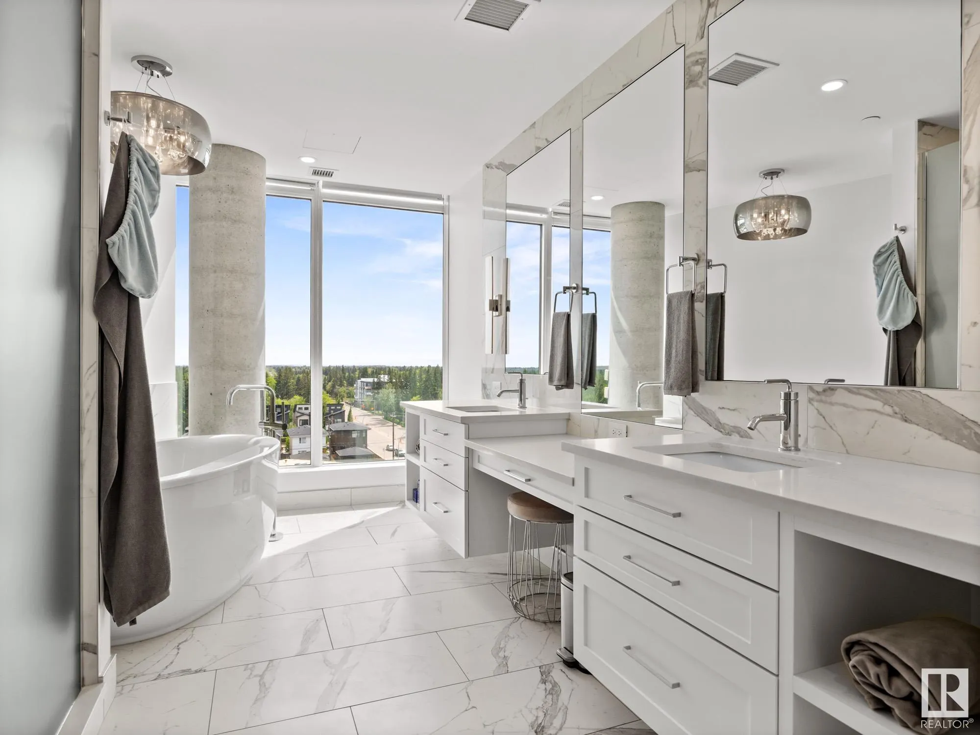 14105 WEST BLOCK Drive