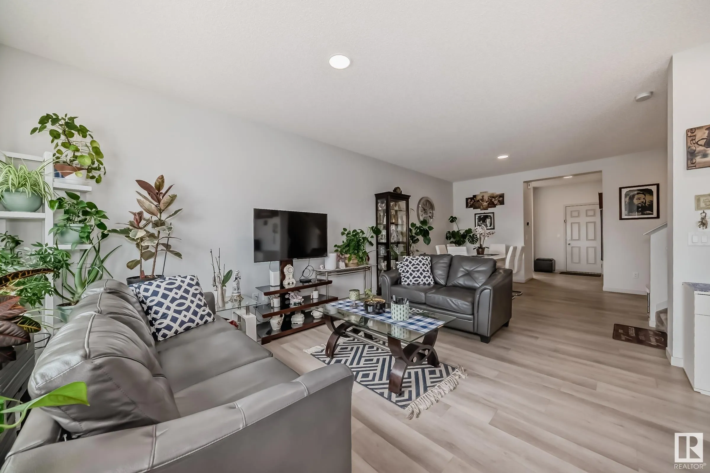 5337 Lark Landing