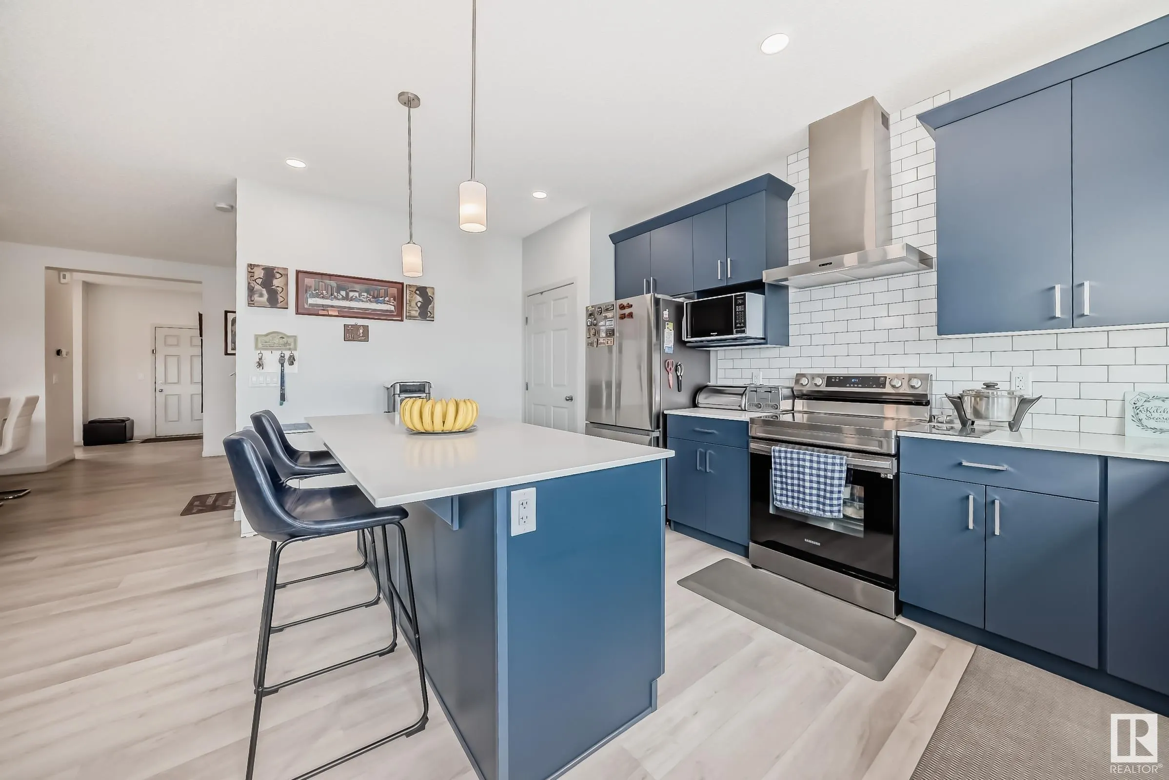 5337 Lark Landing