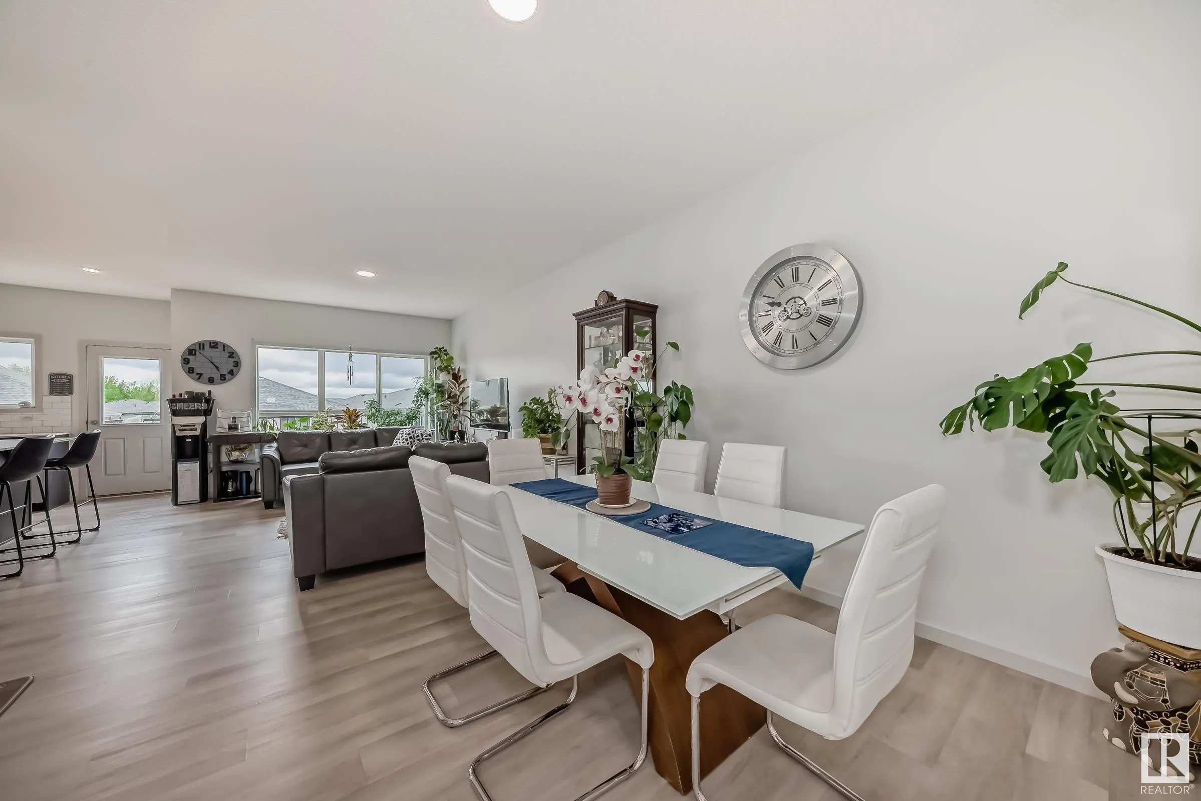5337 Lark Landing