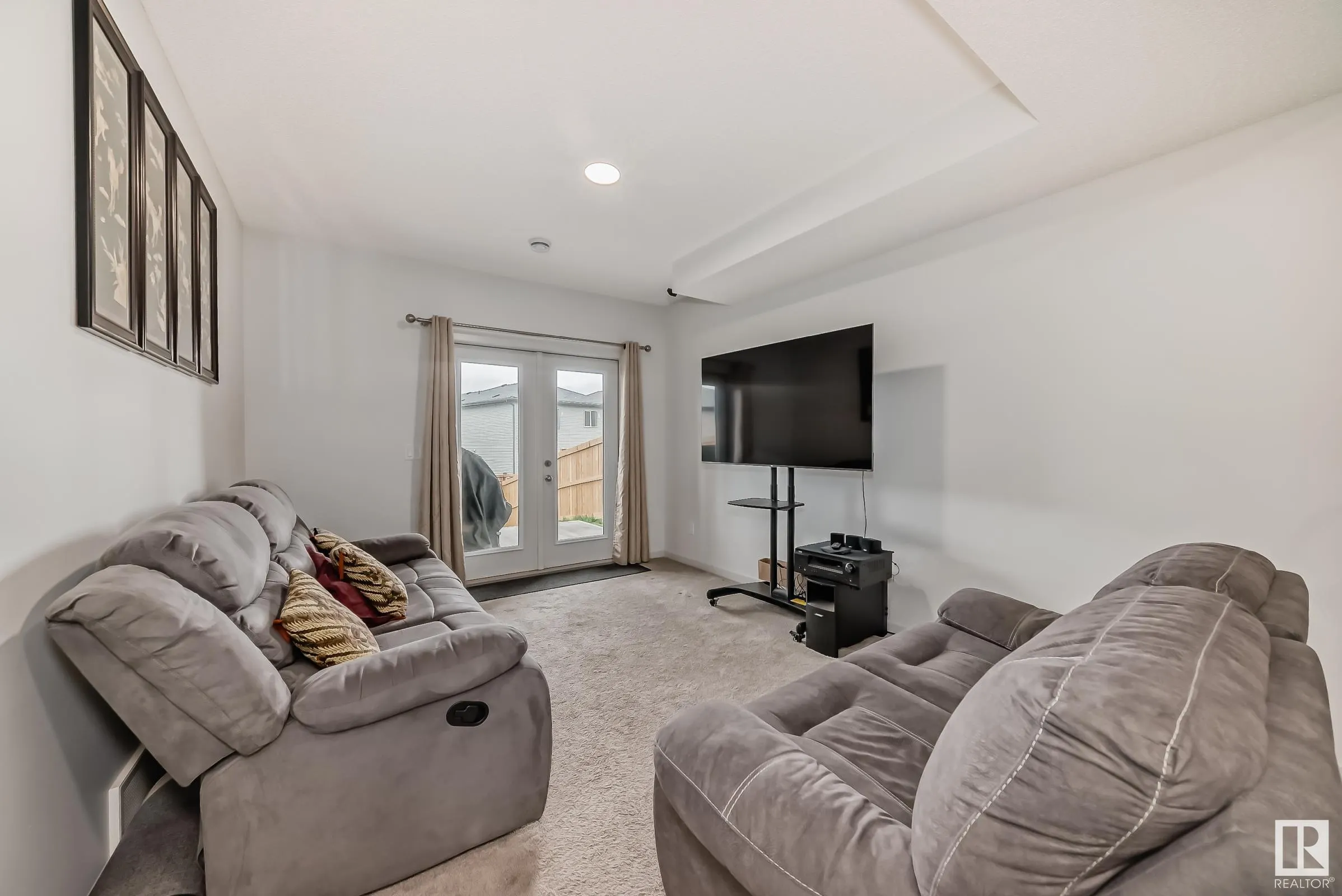 5337 Lark Landing