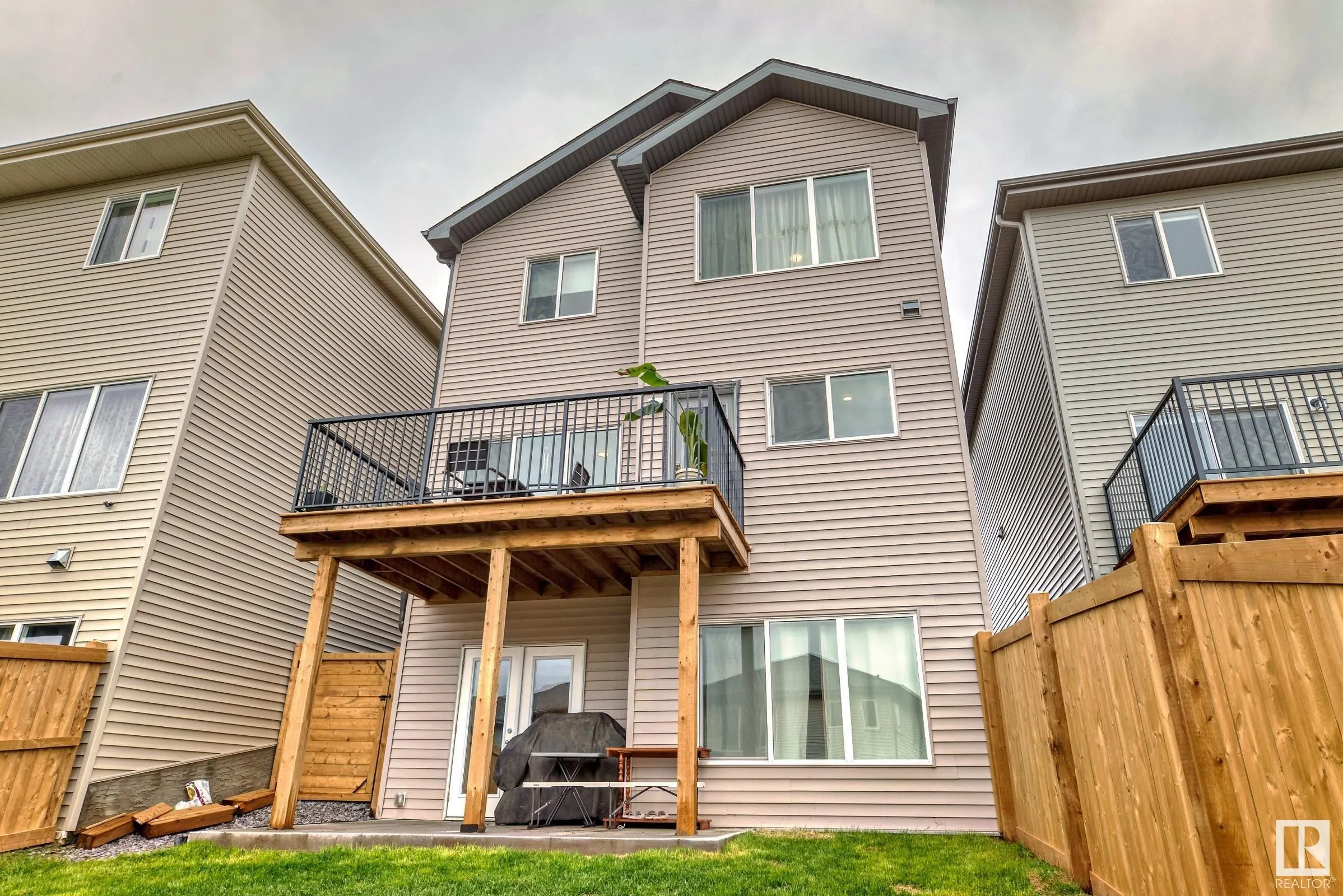 5337 Lark Landing