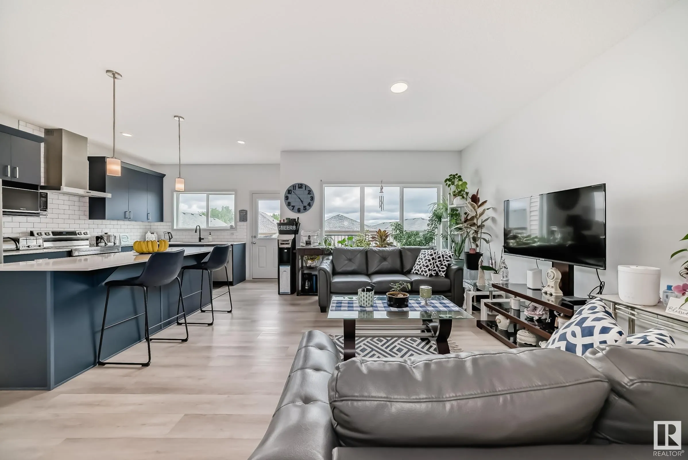 5337 Lark Landing