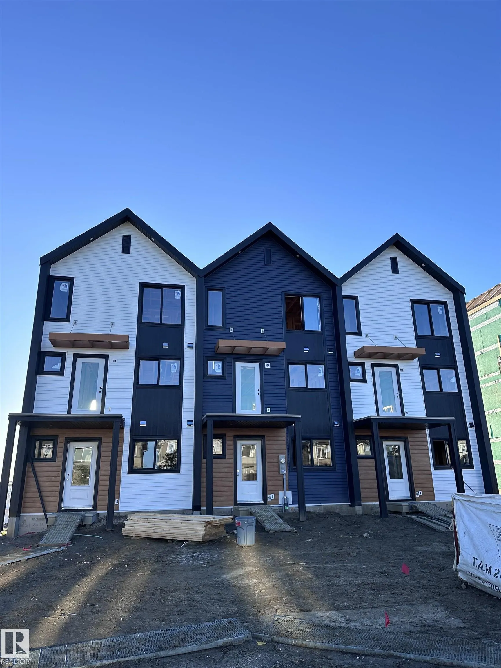 108 COPPERHAVEN Drive