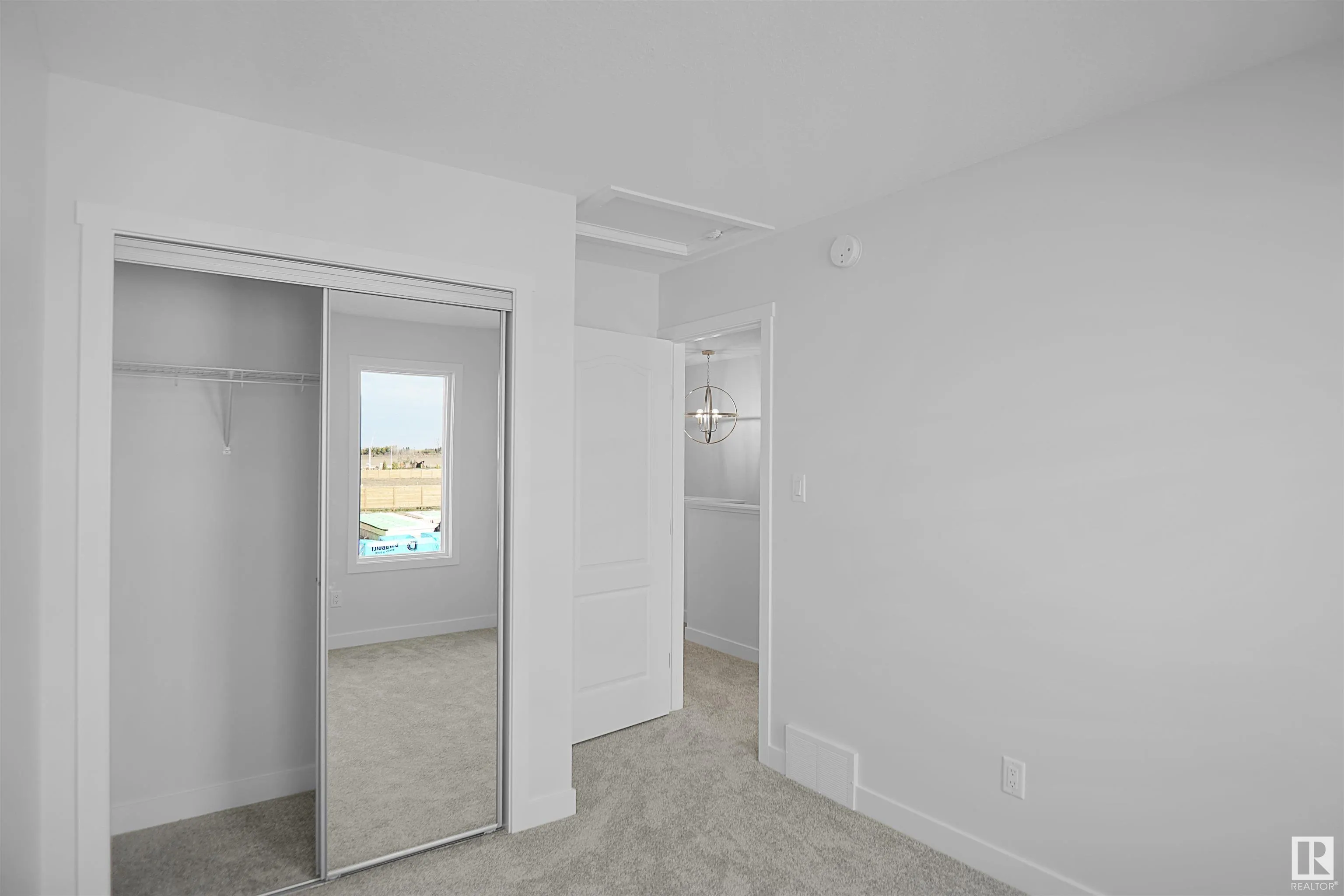 4519 Kinsella Link