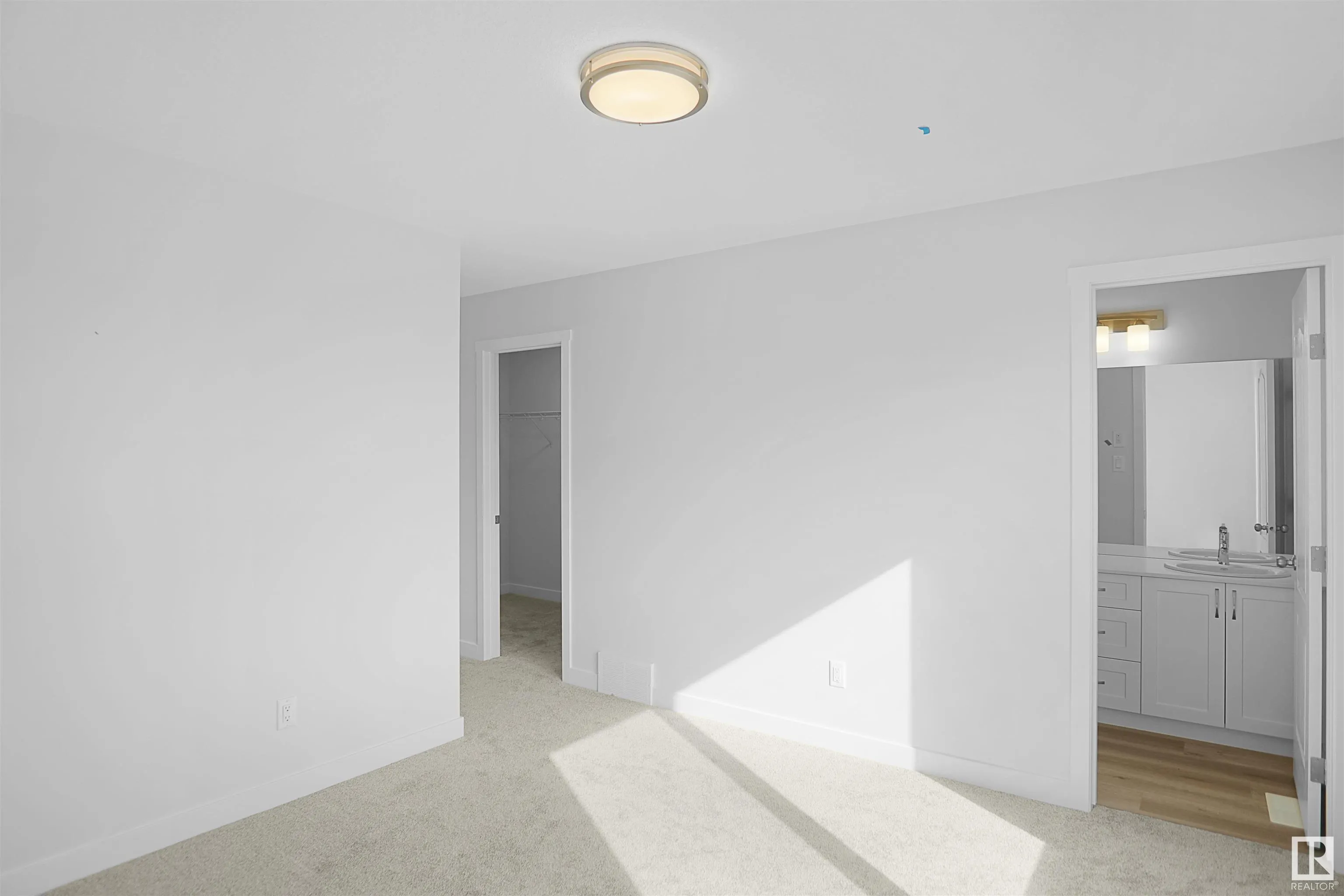 4519 Kinsella Link