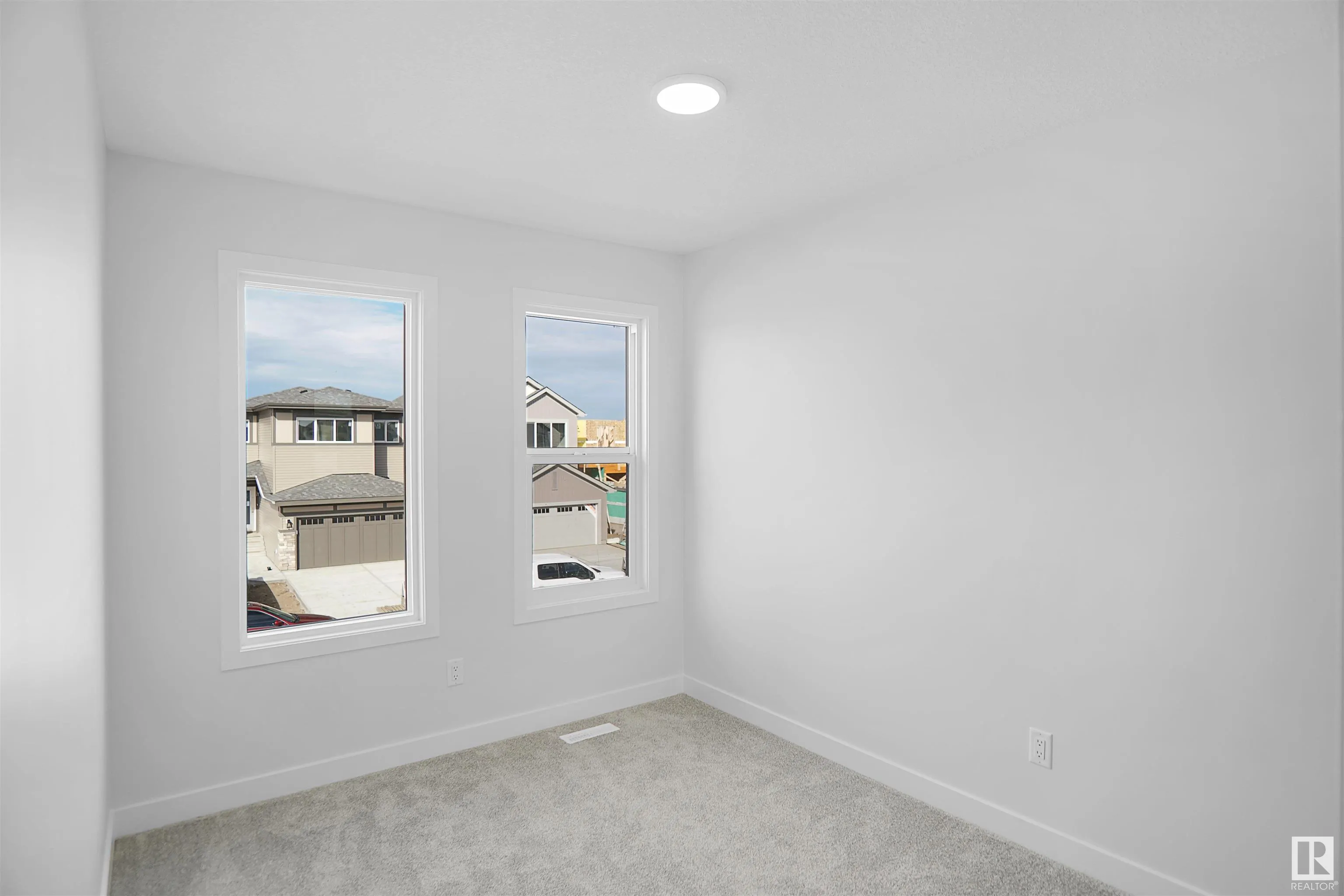 4519 Kinsella Link