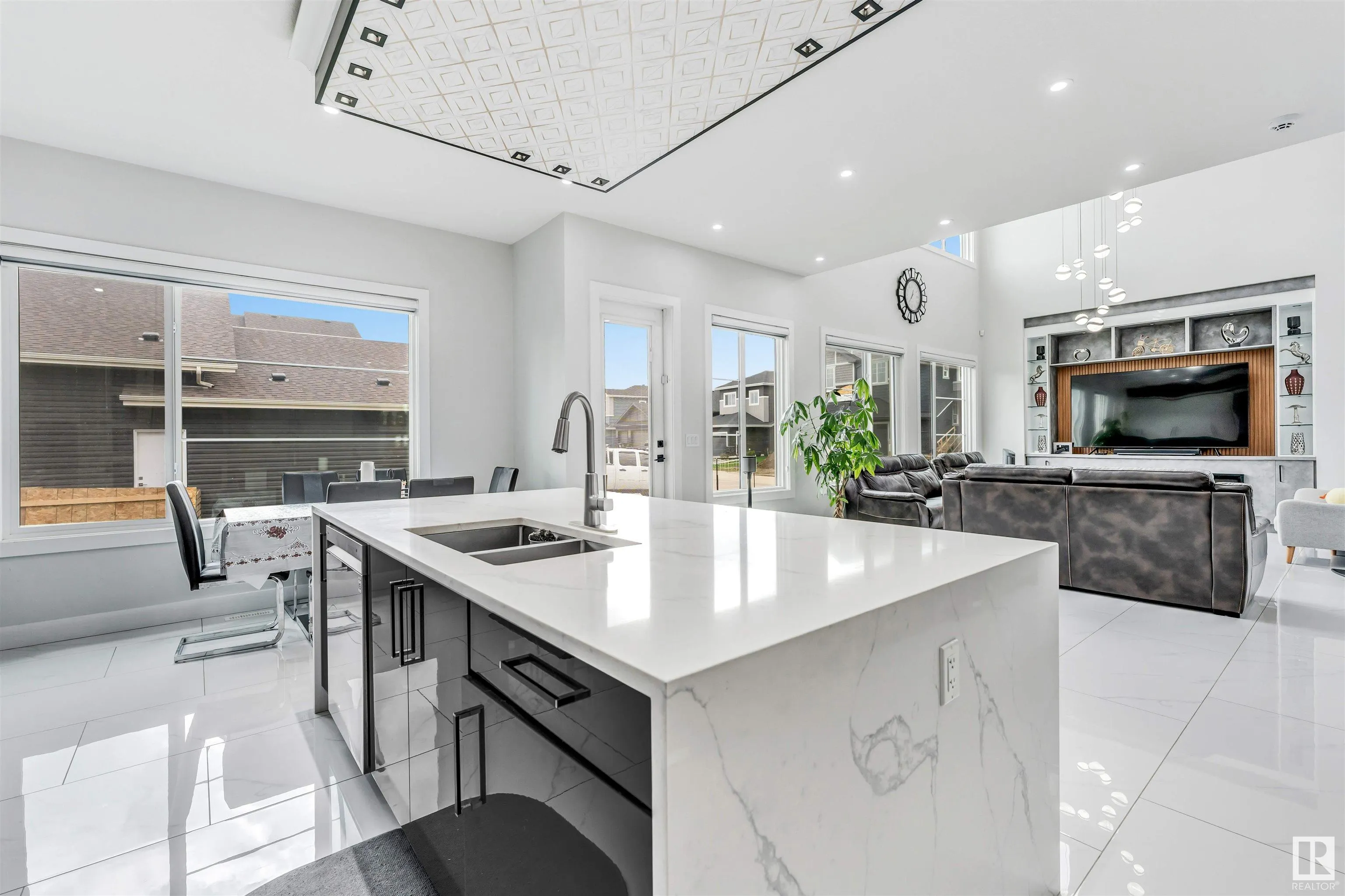 259 RAVINE Drive