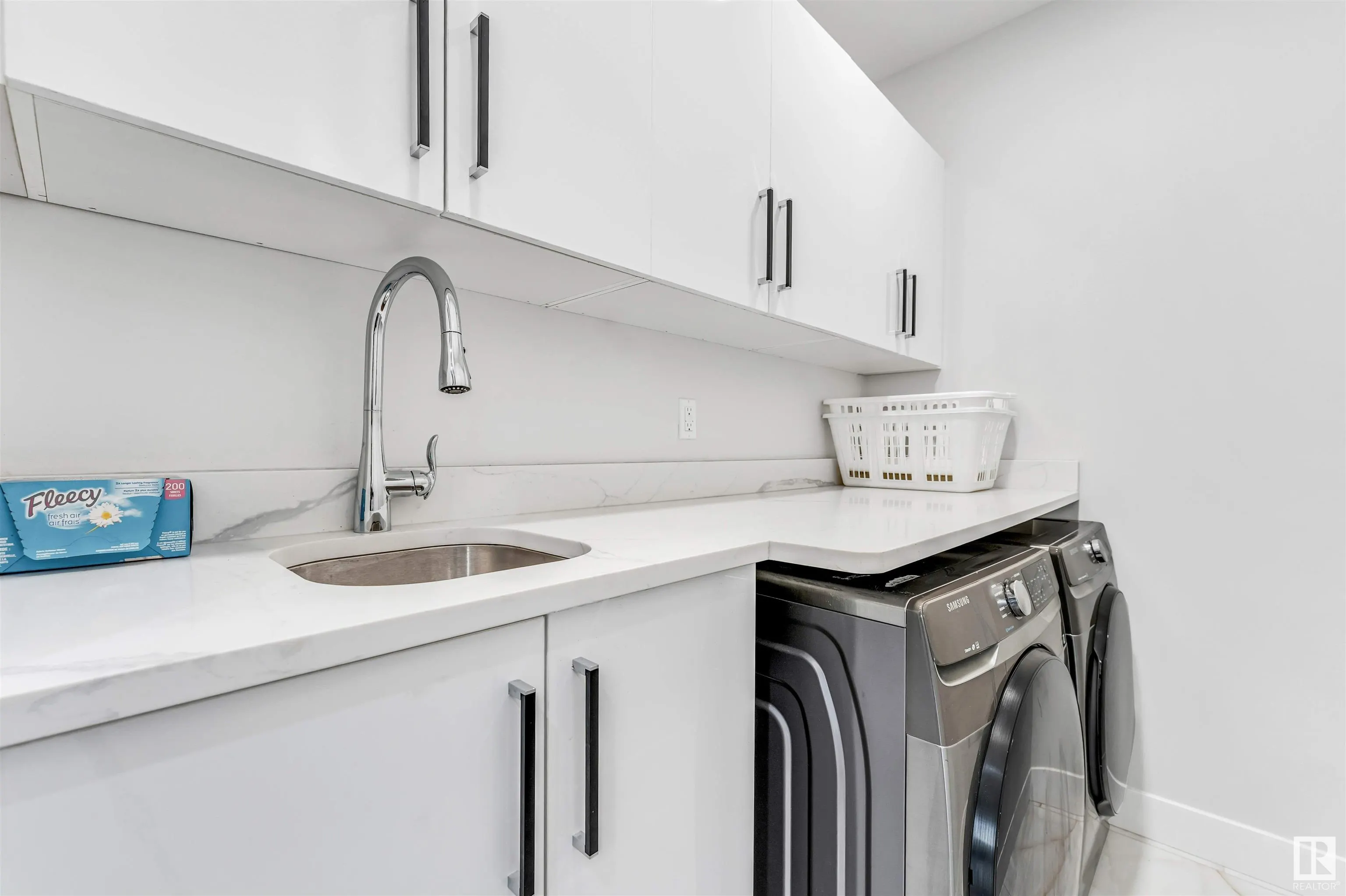 259 RAVINE Drive