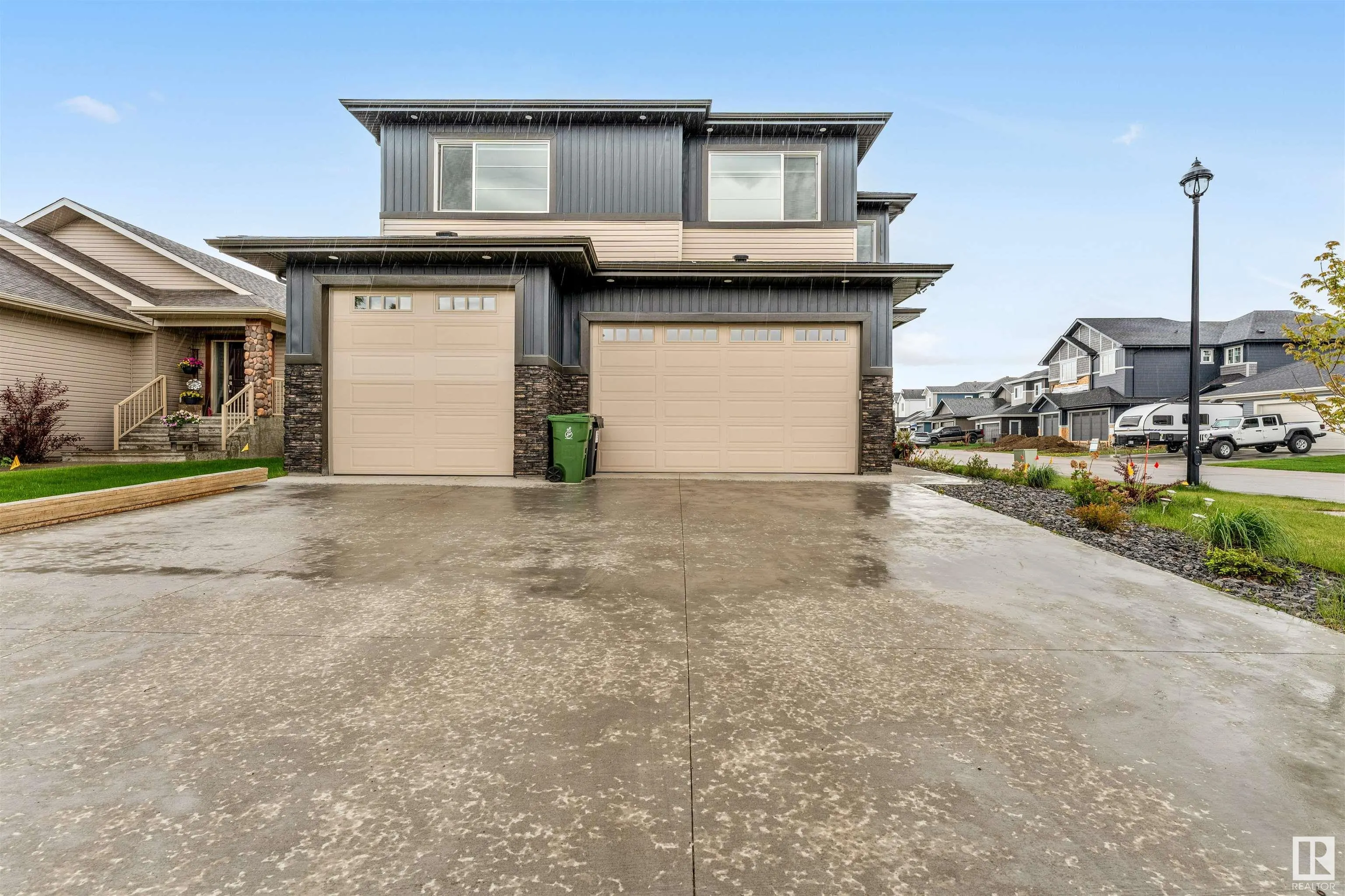 259 RAVINE Drive