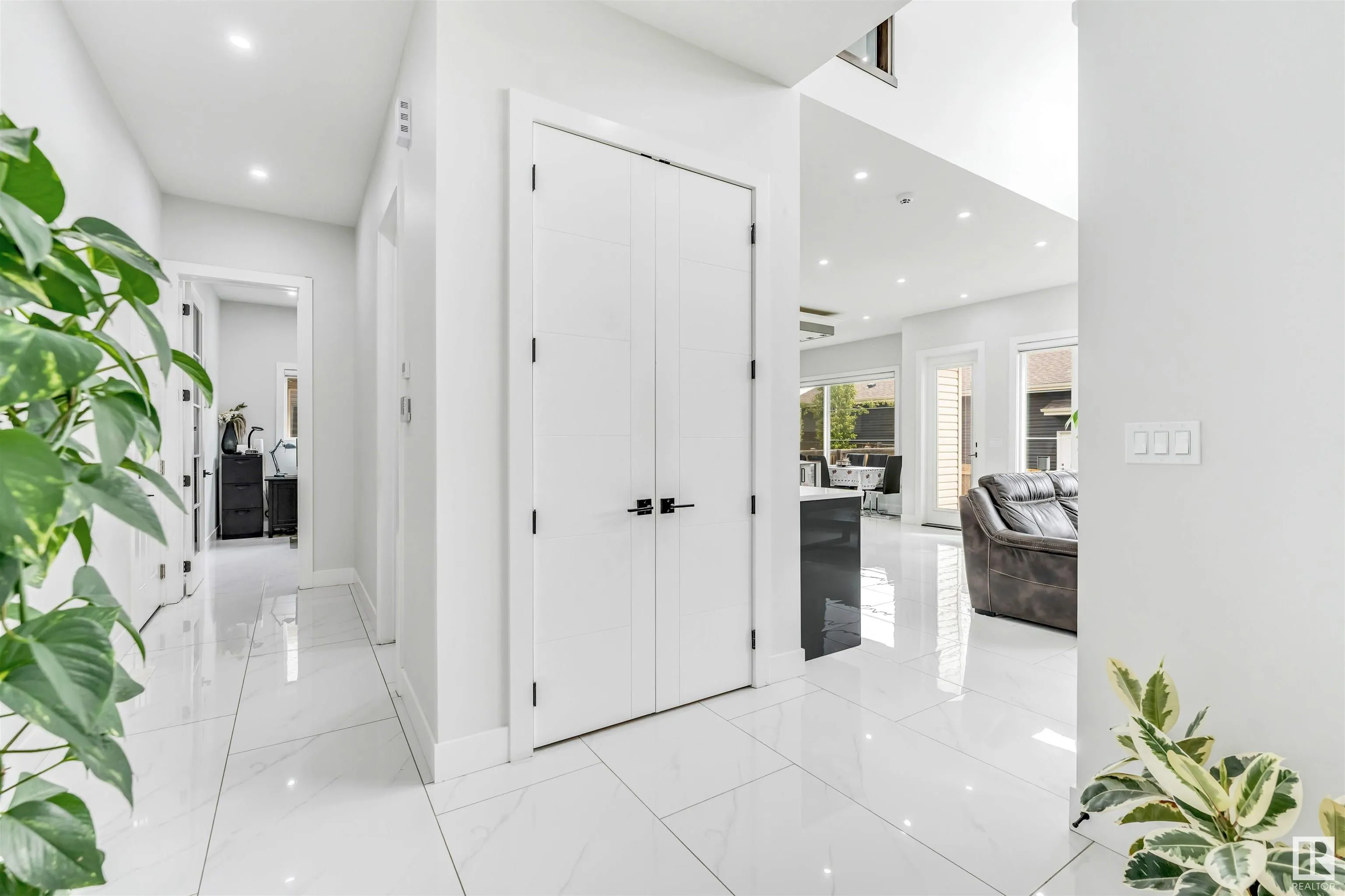 259 RAVINE Drive
