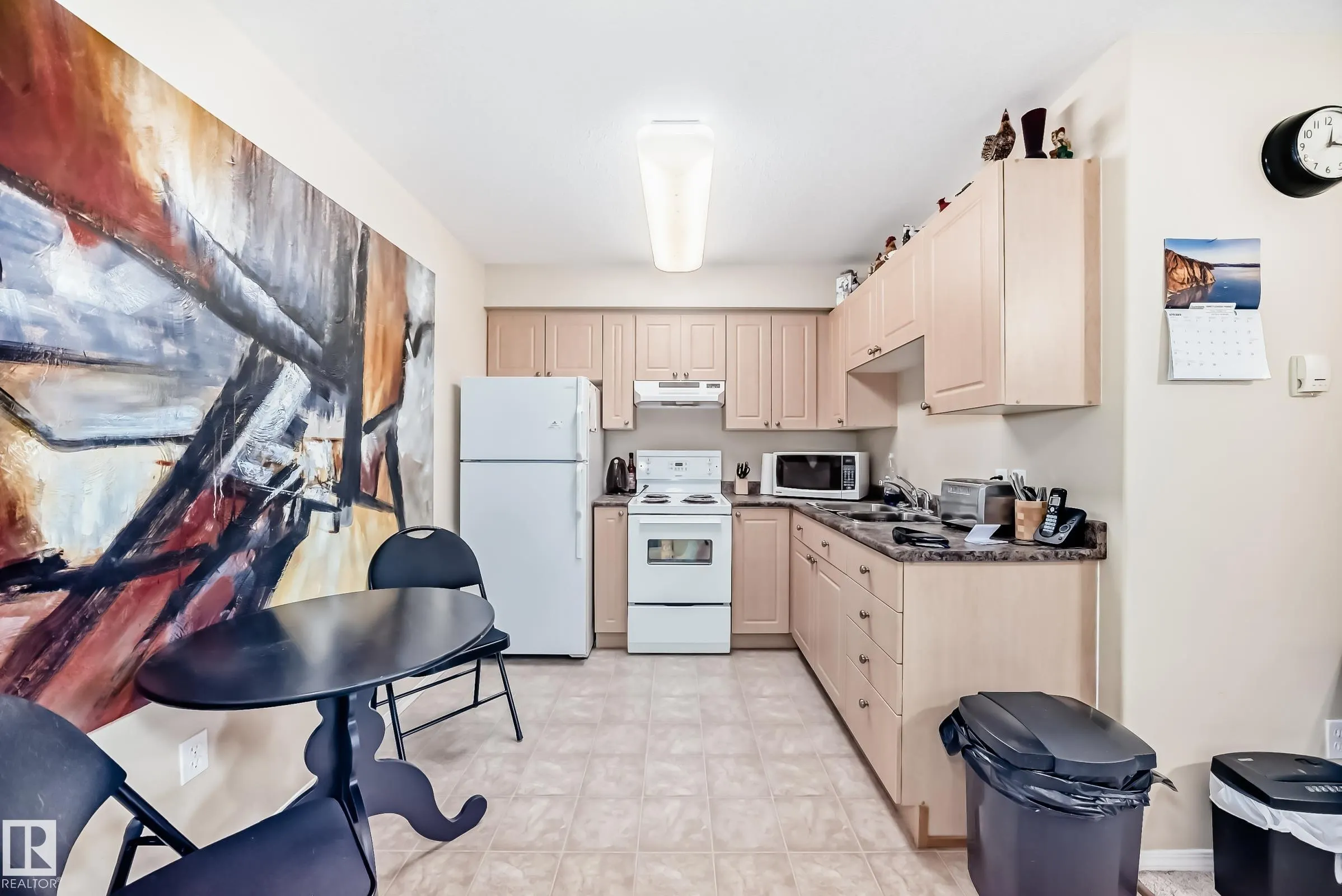 8802 SOUTHFORT