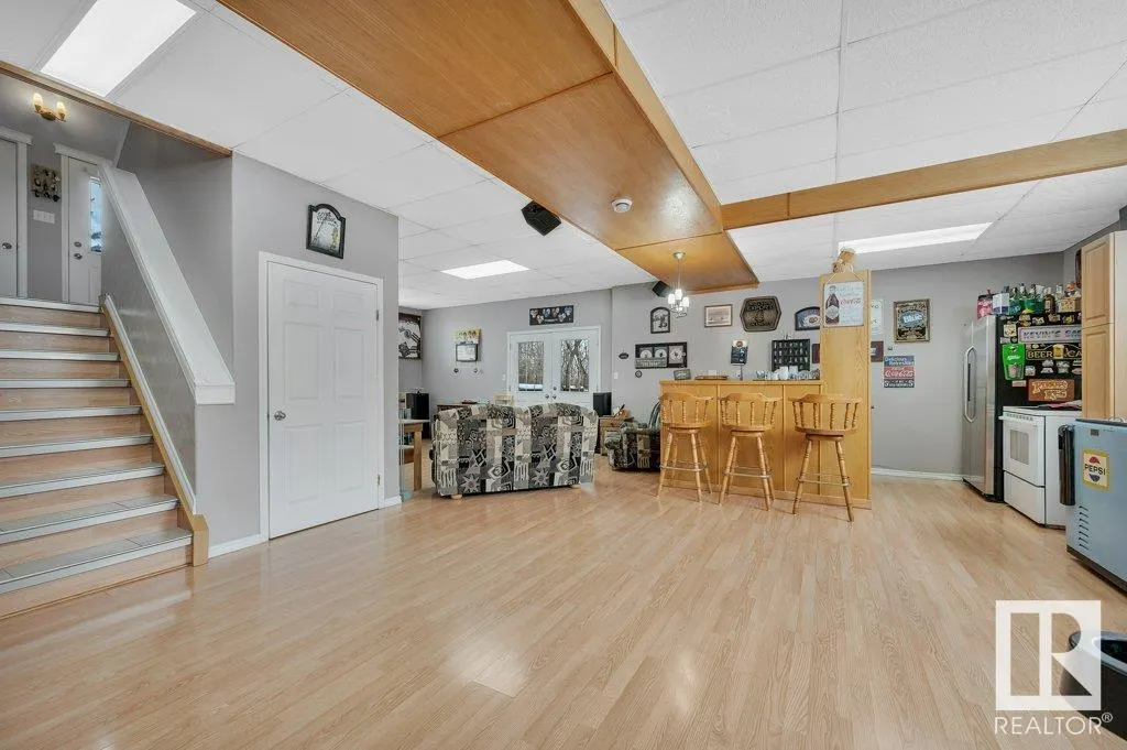 52551 RGE ROAD 225