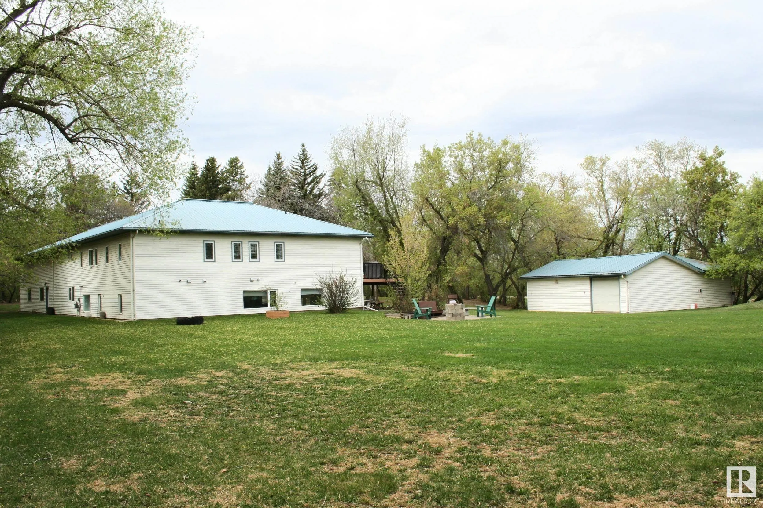 52551 RGE ROAD 225