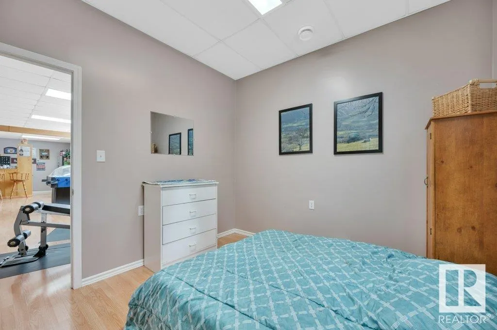 52551 RGE ROAD 225