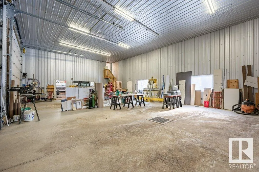 52551 RGE ROAD 225