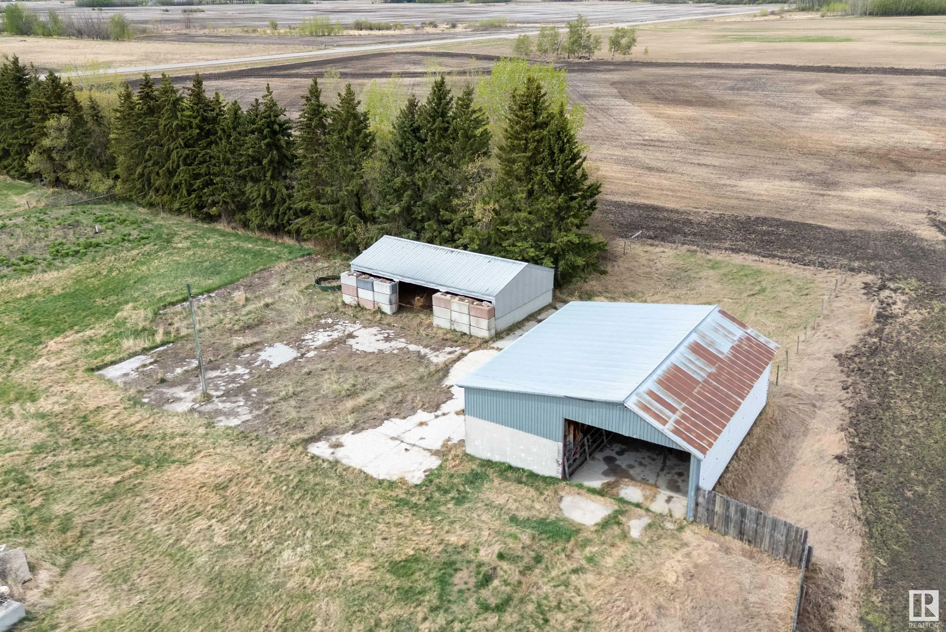 240028 TWP 460