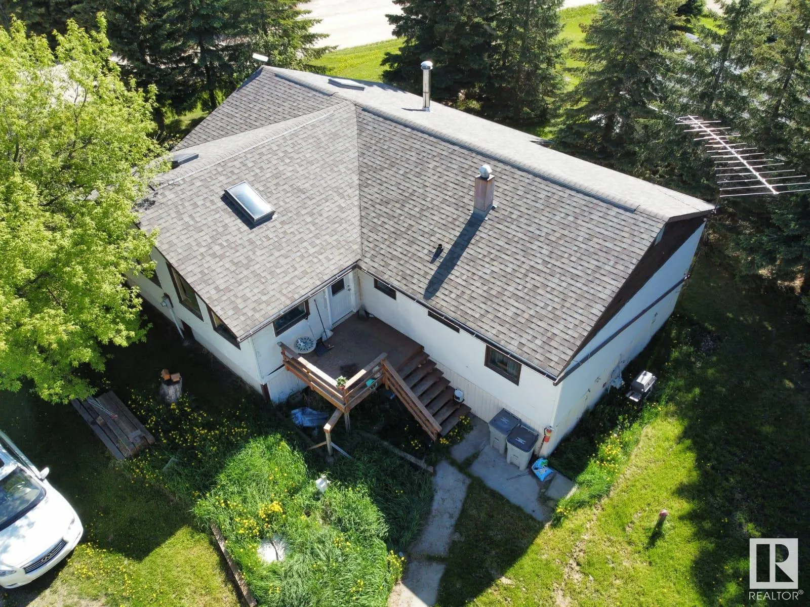 26 Lakeshore Drive