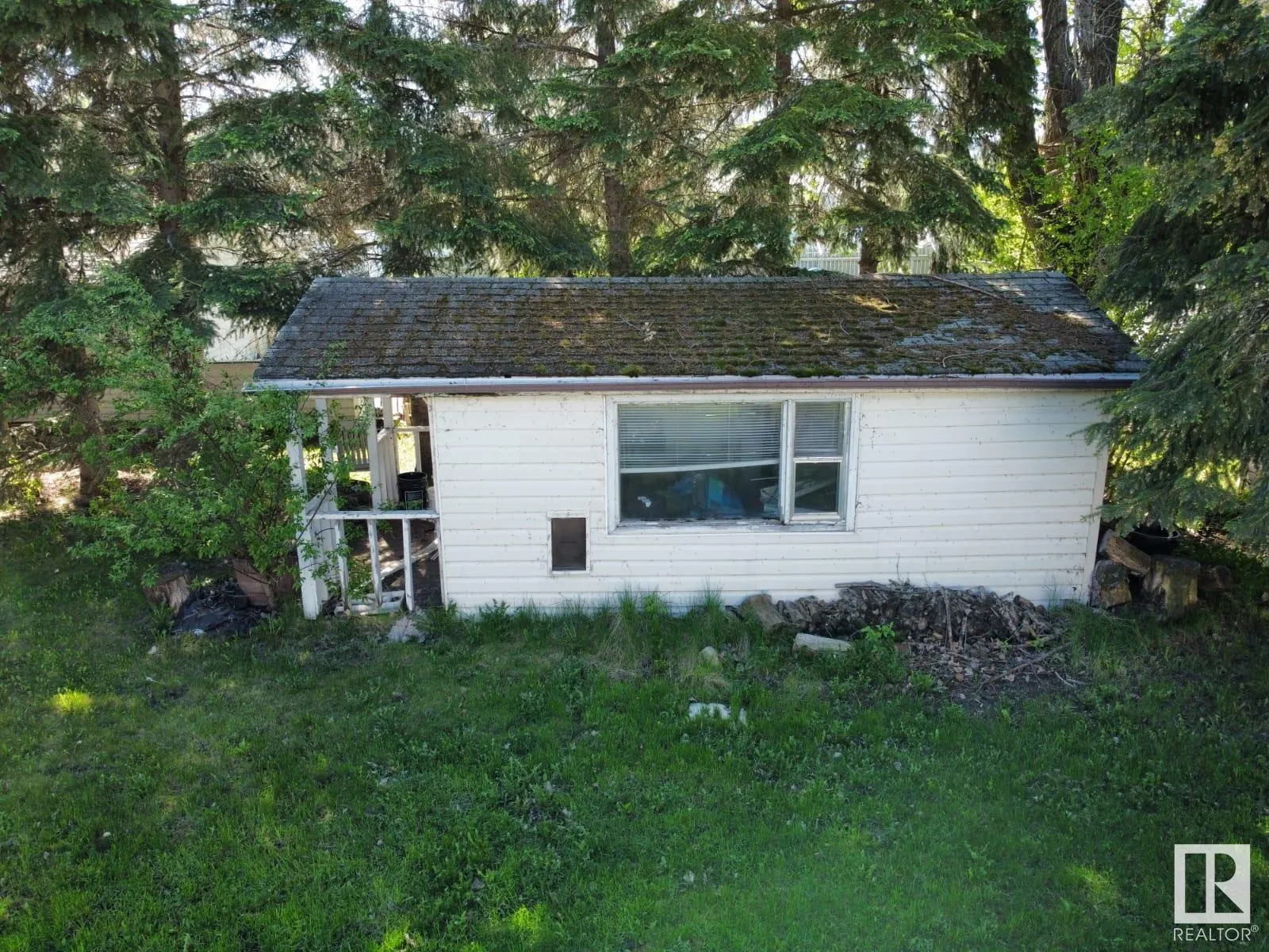 26 Lakeshore Drive