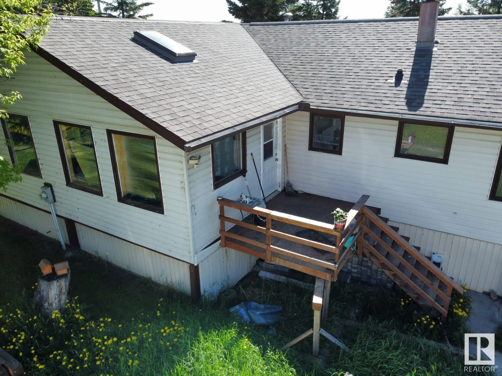 26 Lakeshore Drive