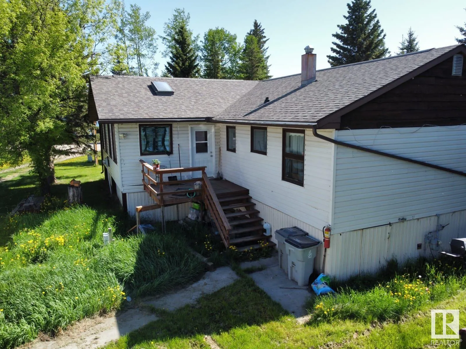 26 Lakeshore Drive
