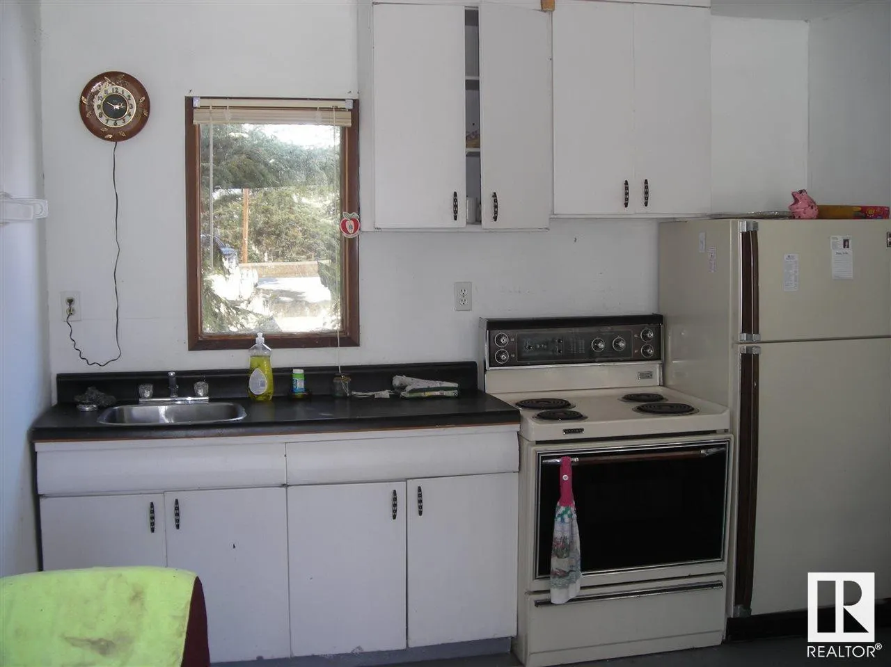 26 Lakeshore Drive