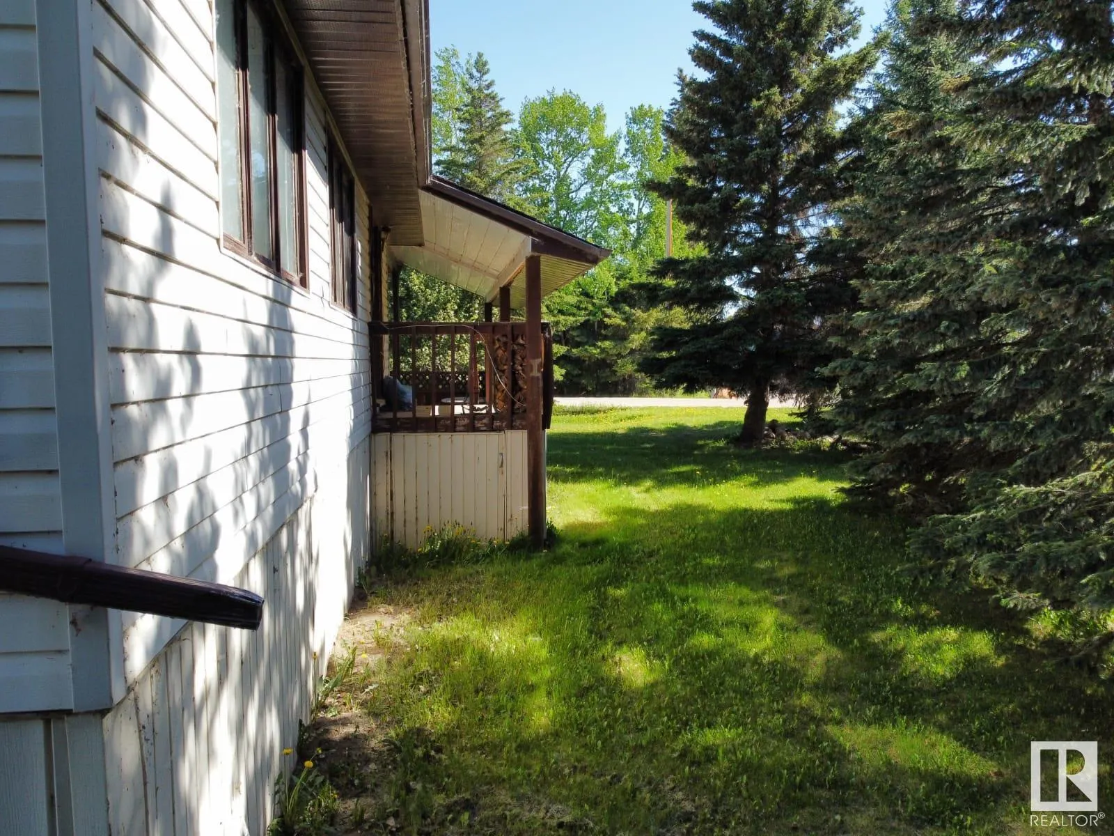 26 Lakeshore Drive