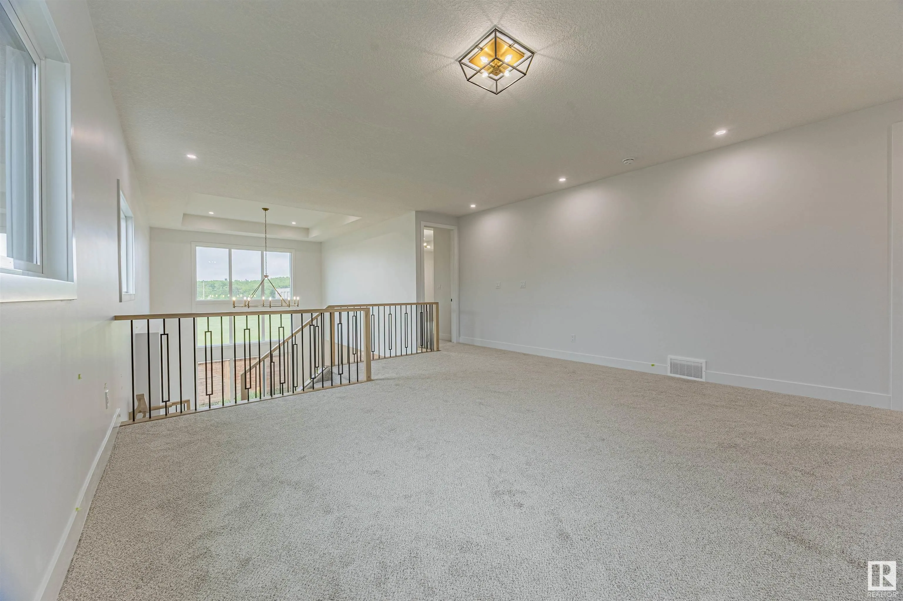 25 BIRKSHIRE Crescent